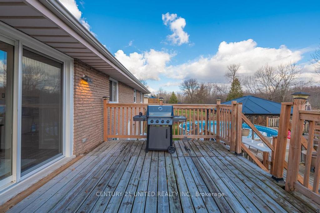 Photo 19 of 683 Deerfield Crescent, Selwyn — HOMEH
