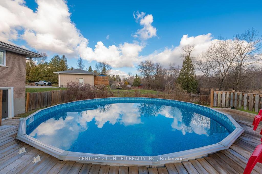 Photo 20 of 683 Deerfield Crescent, Selwyn — HOMEH