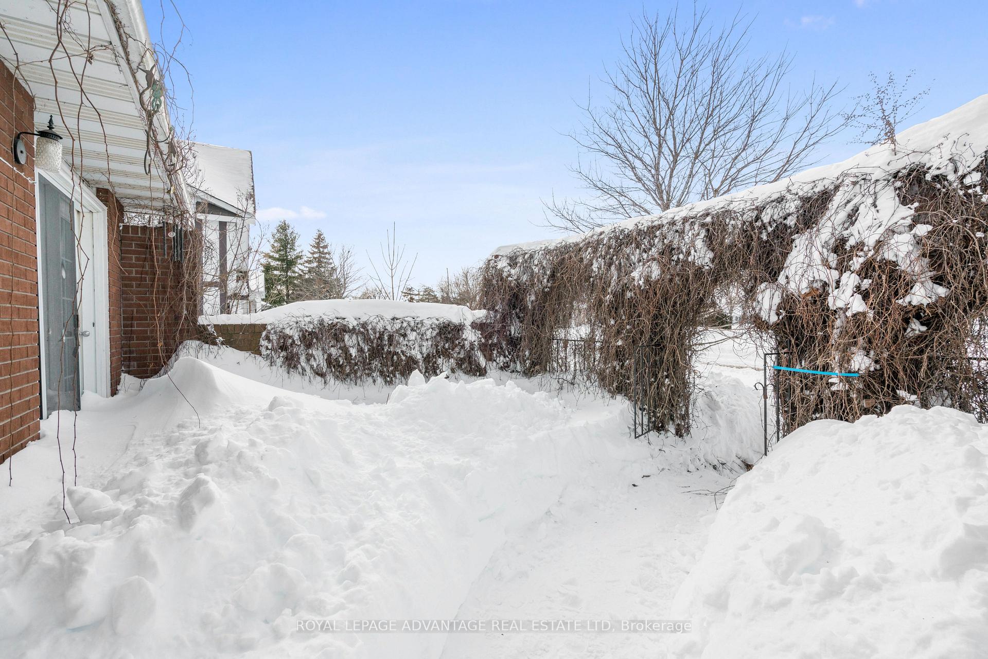 Photo 34 of 69 Vincent Street, Smiths Falls — HOMEH