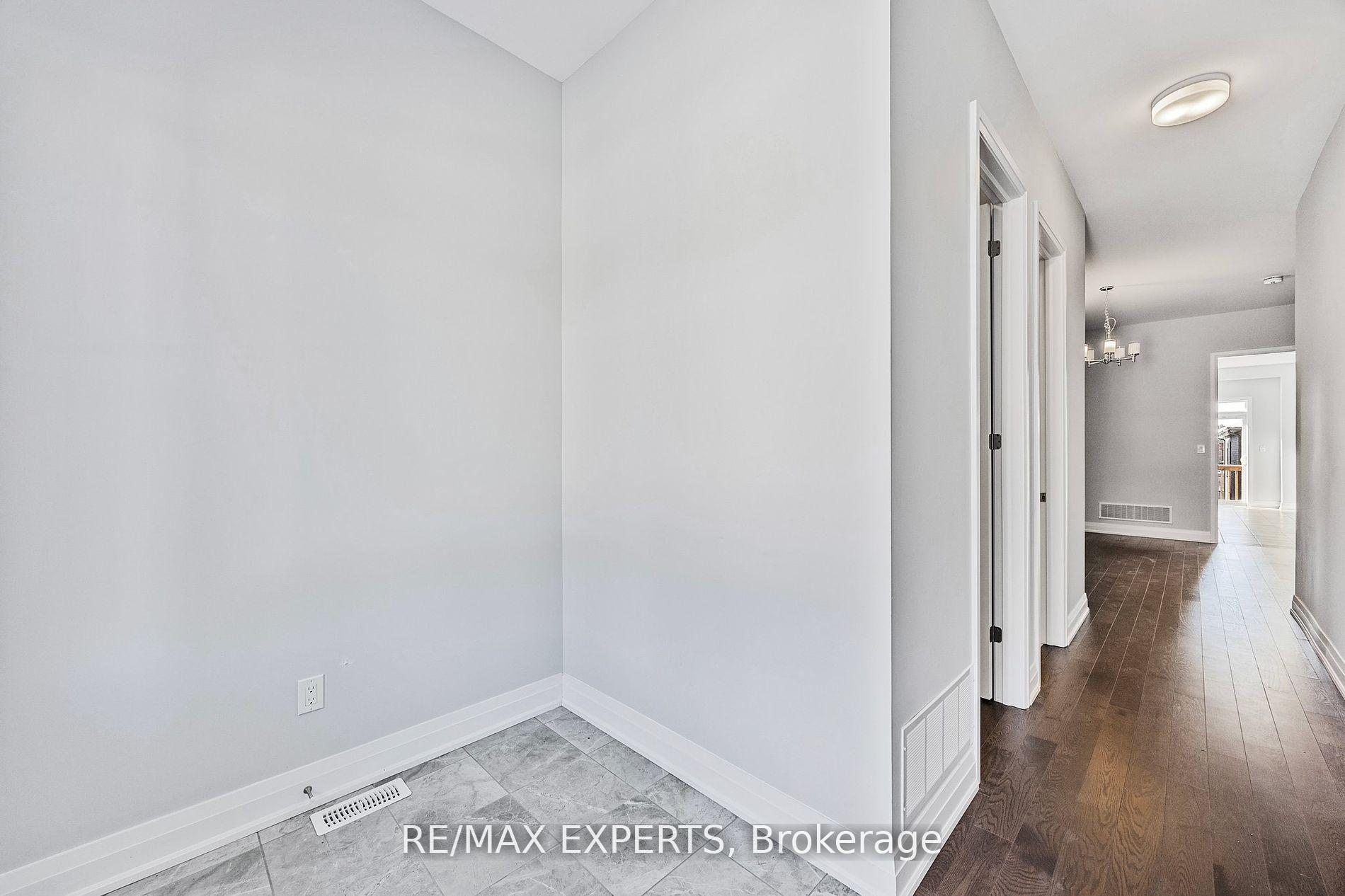 Photo 3 of 10 Periwinkle Road, Springwater, Midhurst — HOMEH