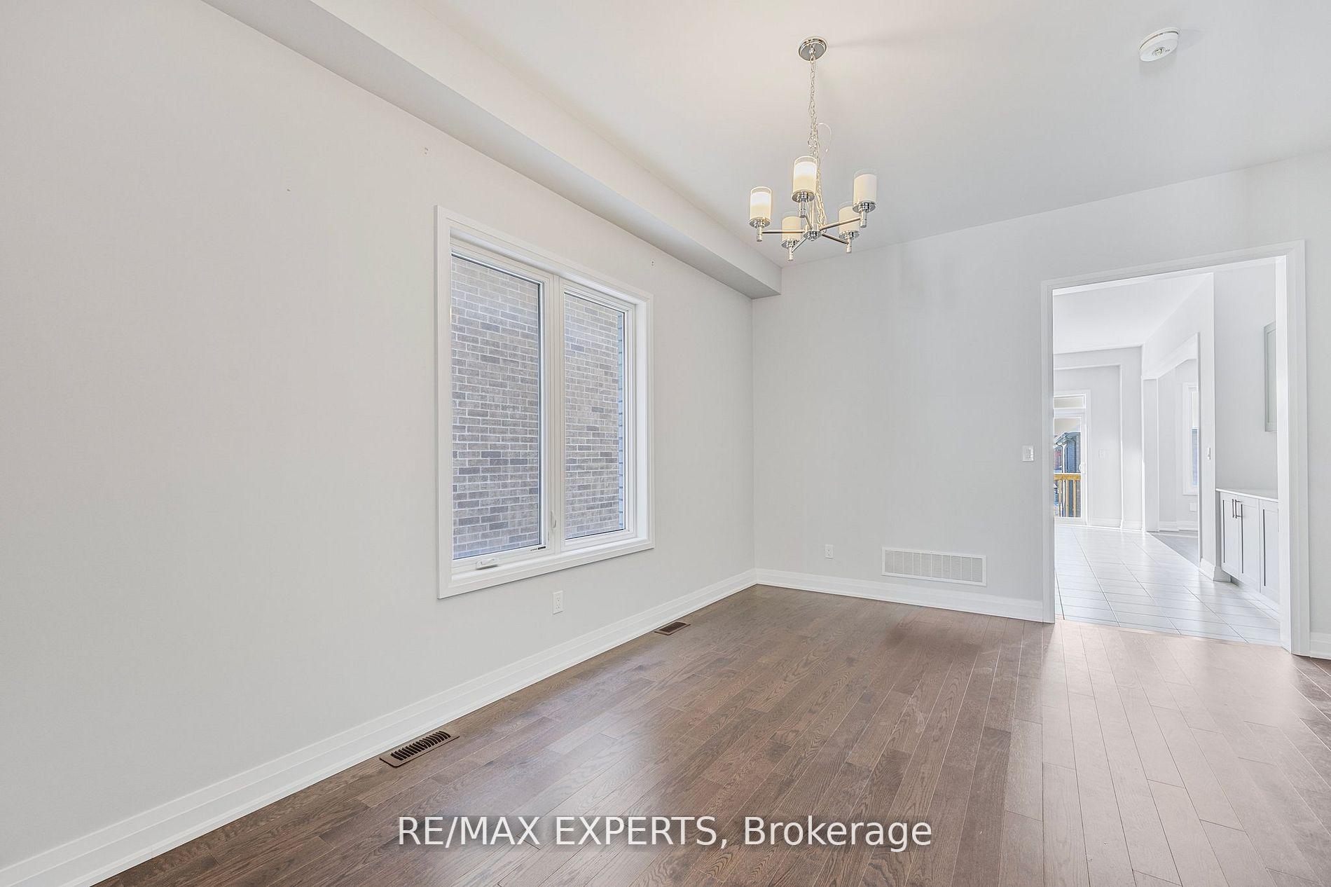 Photo 4 of 10 Periwinkle Road, Springwater, Midhurst — HOMEH