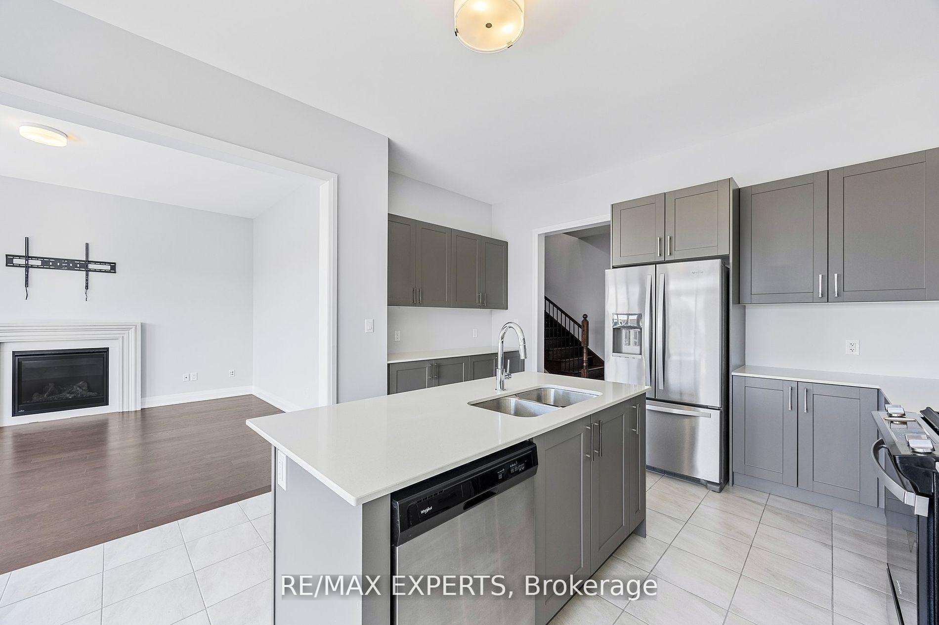 Photo 8 of 10 Periwinkle Road, Springwater, Midhurst — HOMEH