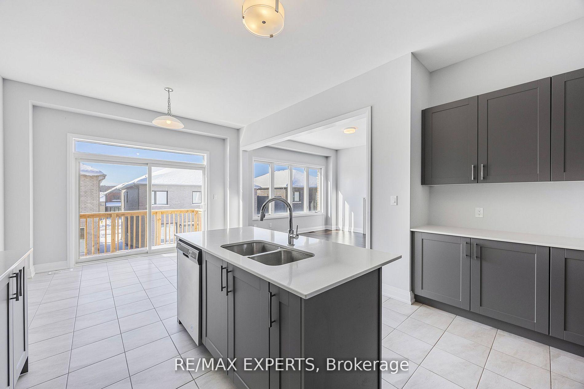 Photo 9 of 10 Periwinkle Road, Springwater, Midhurst — HOMEH