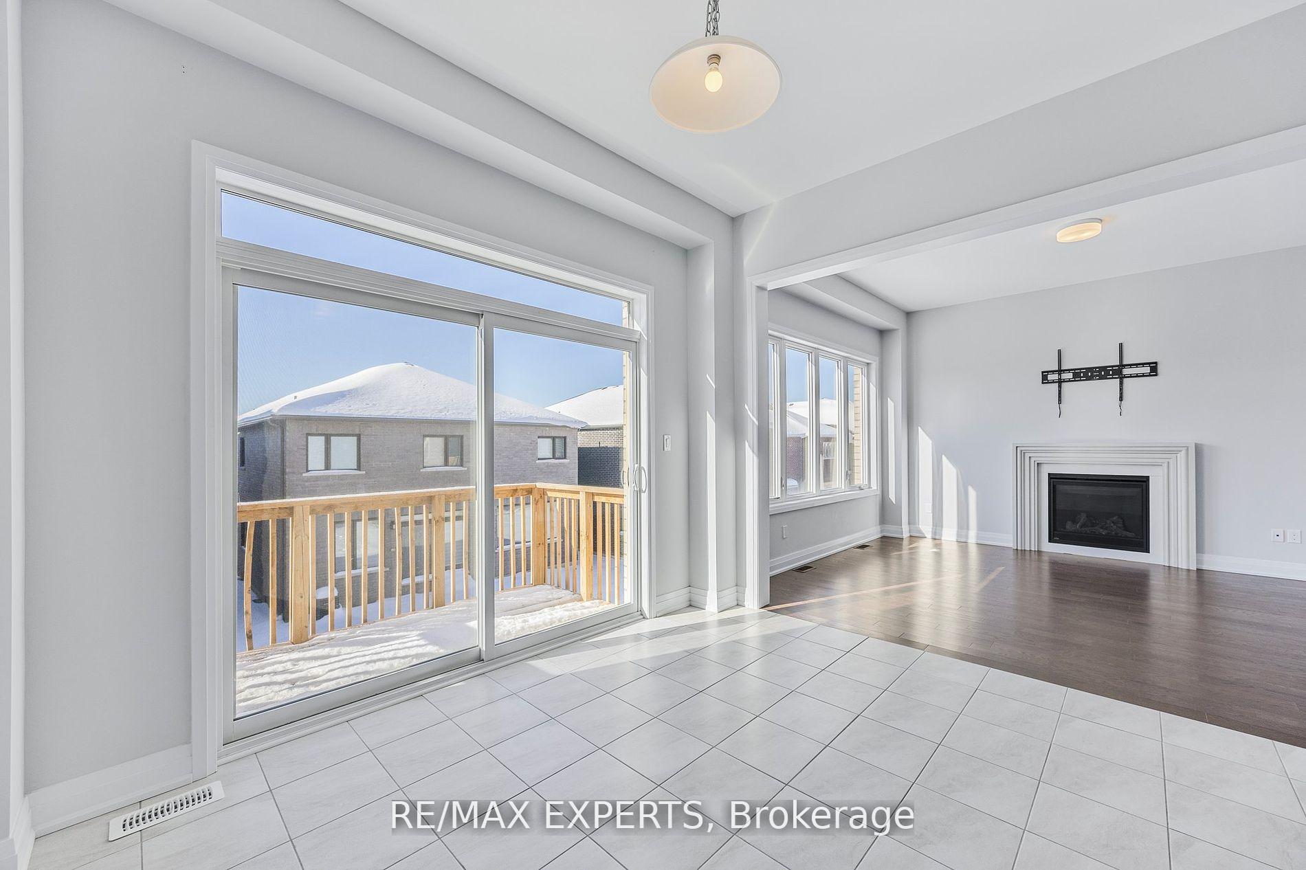 Photo 14 of 10 Periwinkle Road, Springwater, Midhurst — HOMEH