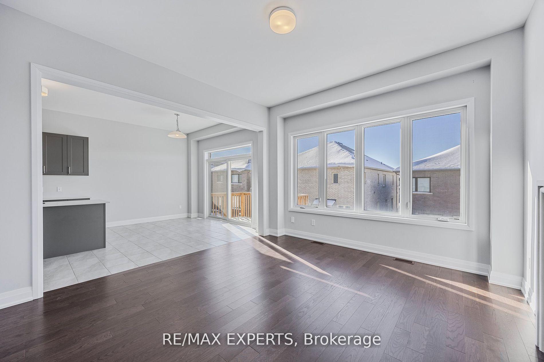 Photo 16 of 10 Periwinkle Road, Springwater, Midhurst — HOMEH