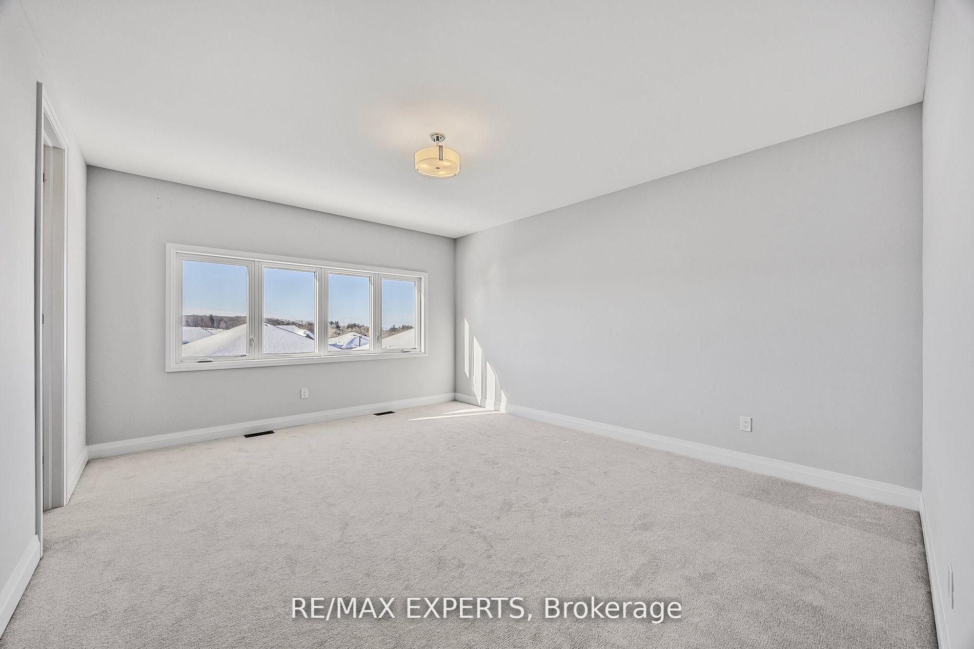 Photo 20 of 10 Periwinkle Road, Springwater, Midhurst — HOMEH