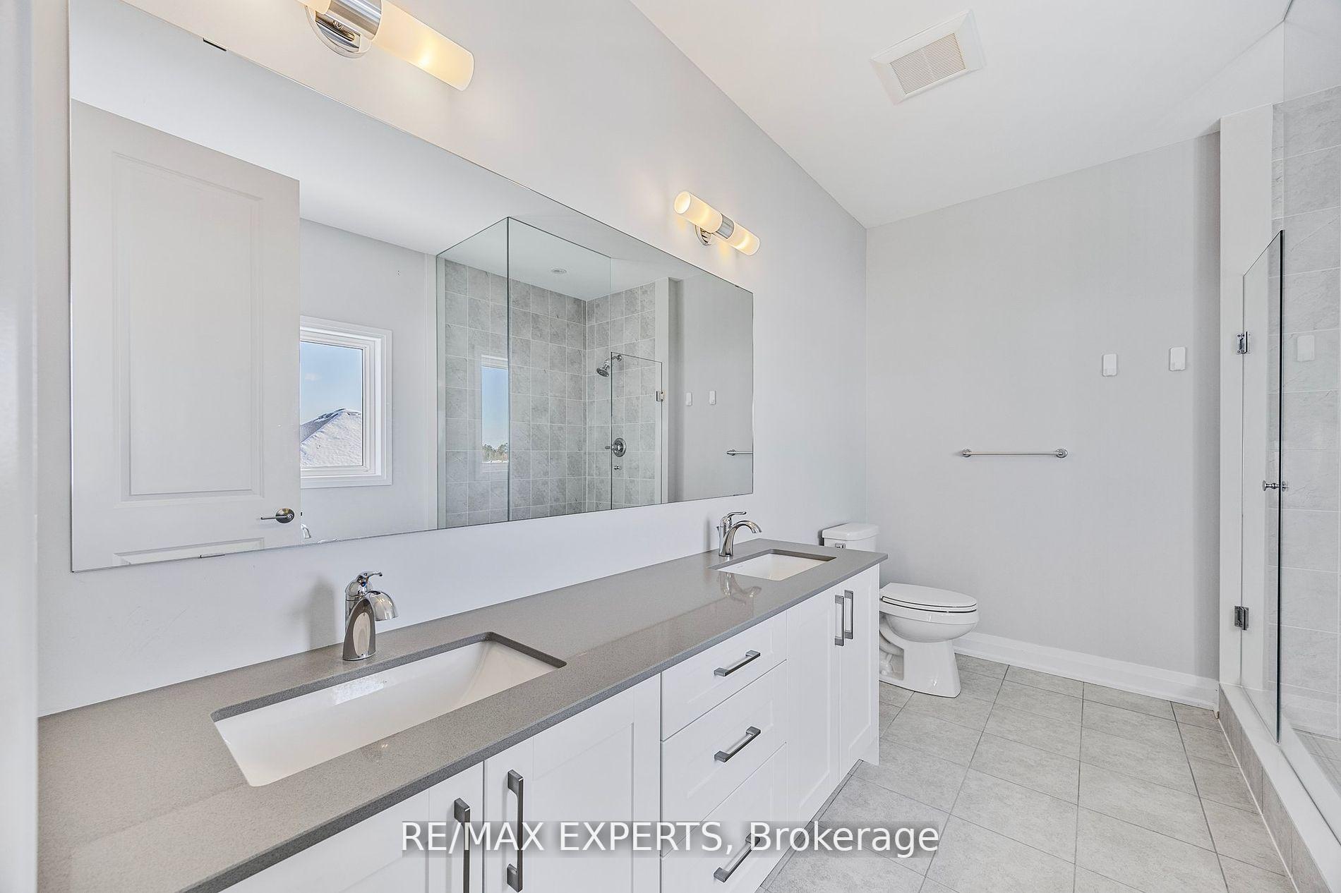 Photo 23 of 10 Periwinkle Road, Springwater, Midhurst — HOMEH