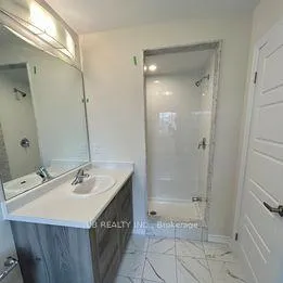 Photo 10 of 381 Vanilla Trail, Thorold, Rolling Meadows — HOMEH