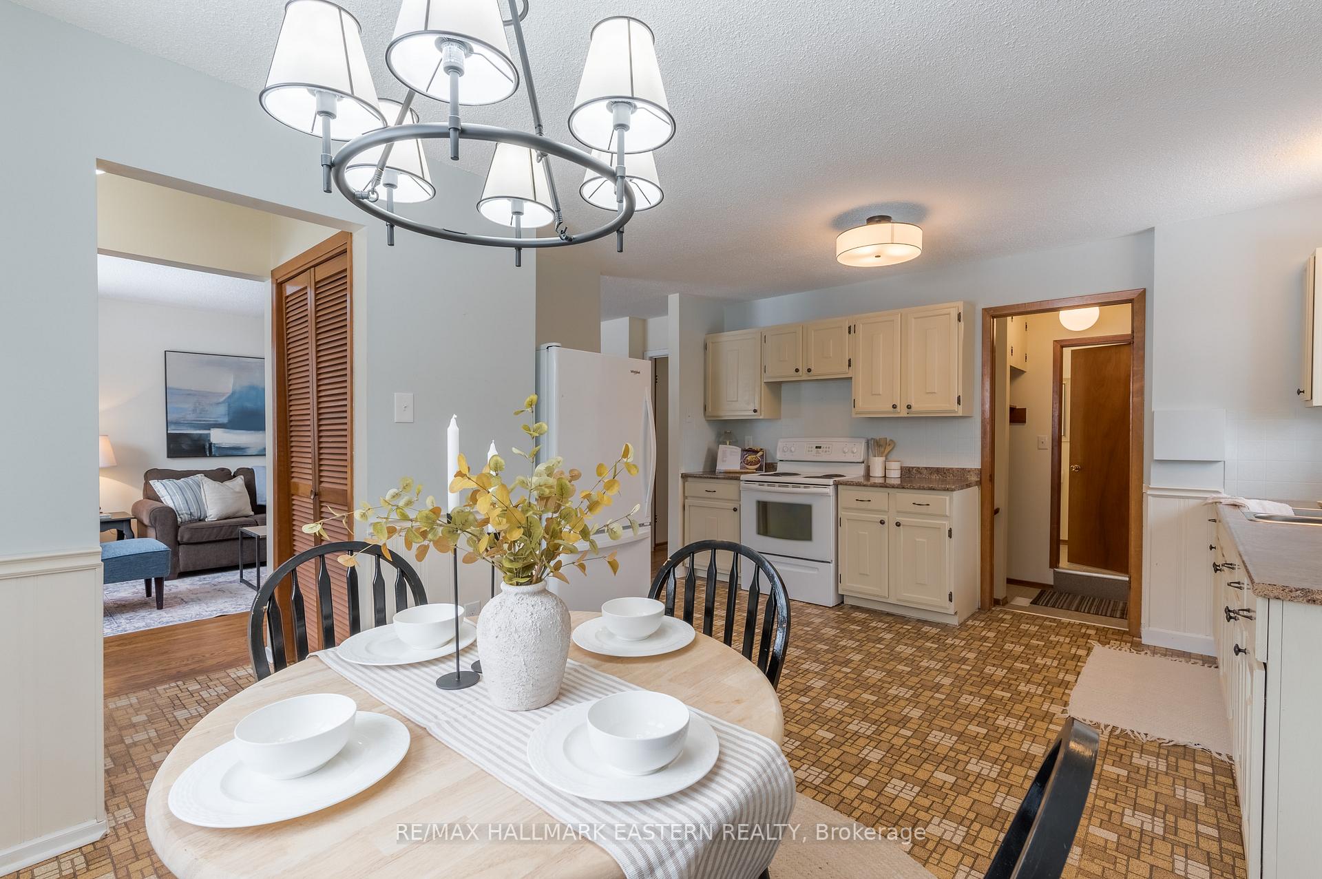 Photo 7 of 69 Ermatinger Street, Selwyn — HOMEH