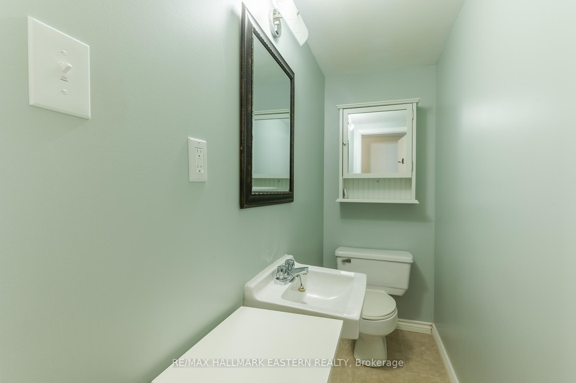 Photo 35 of 69 Ermatinger Street, Selwyn — HOMEH