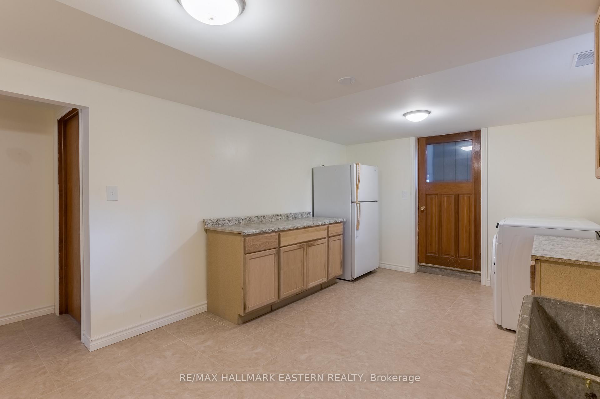 Photo 37 of 69 Ermatinger Street, Selwyn — HOMEH