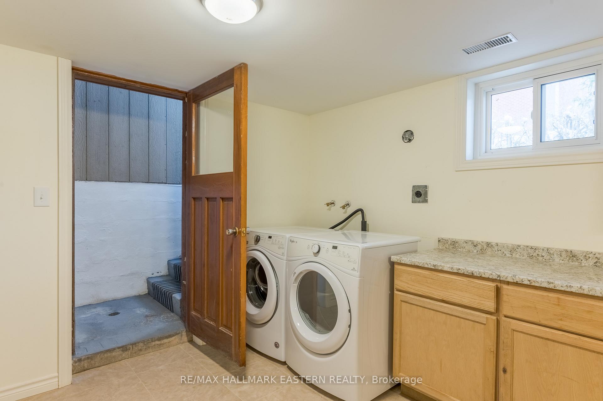 Photo 38 of 69 Ermatinger Street, Selwyn — HOMEH