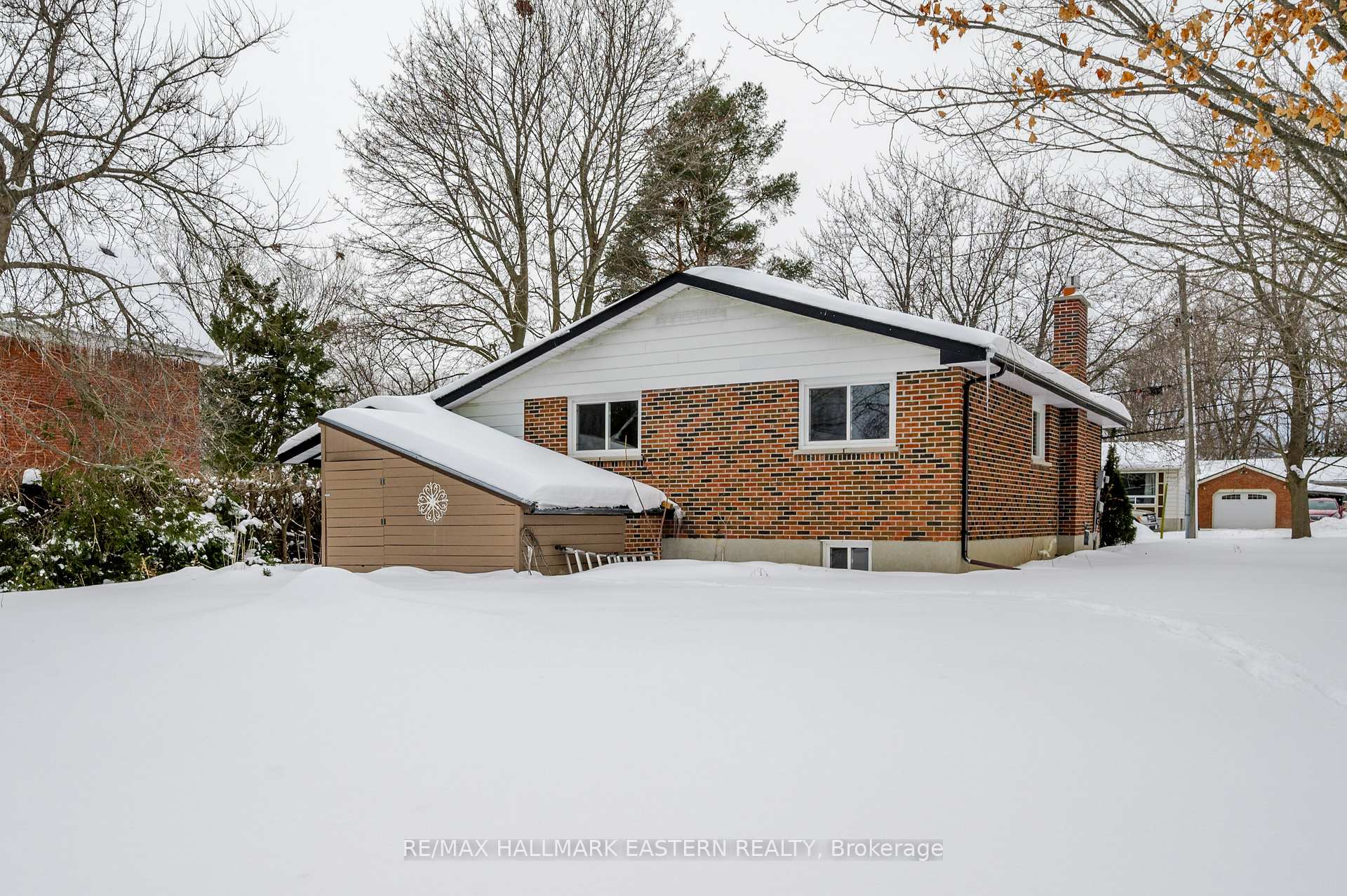 Photo 46 of 69 Ermatinger Street, Selwyn — HOMEH