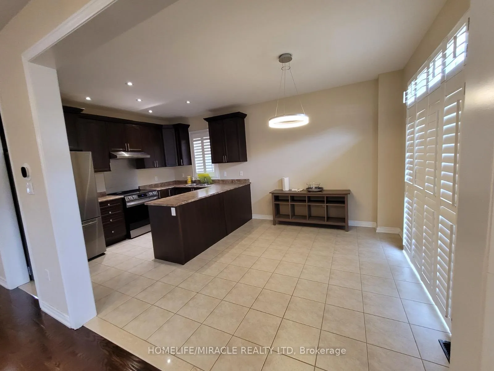 Photo 14 of 7 Campwood Crescent, Brampton, Bram East — HOMEH