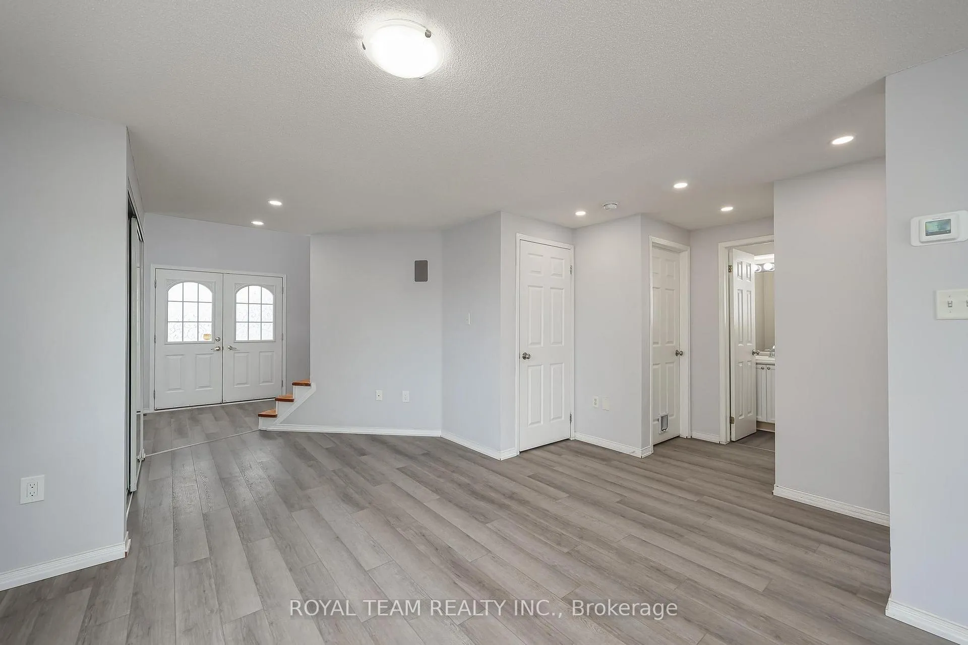 Photo 11 of 186 Madelaine Drive, Barrie, Painswick South — HOMEH