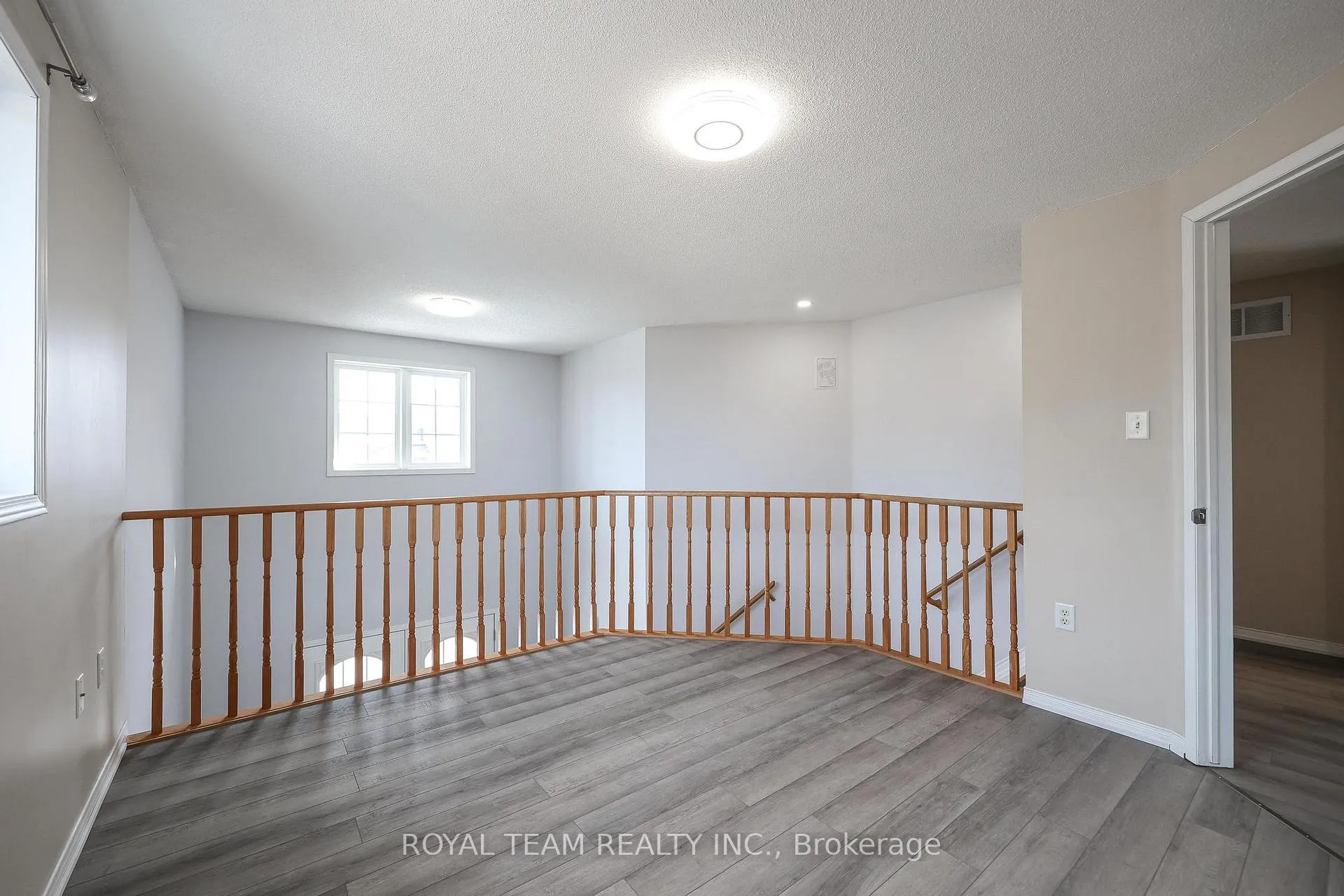 Photo 20 of 186 Madelaine Drive, Barrie, Painswick South — HOMEH