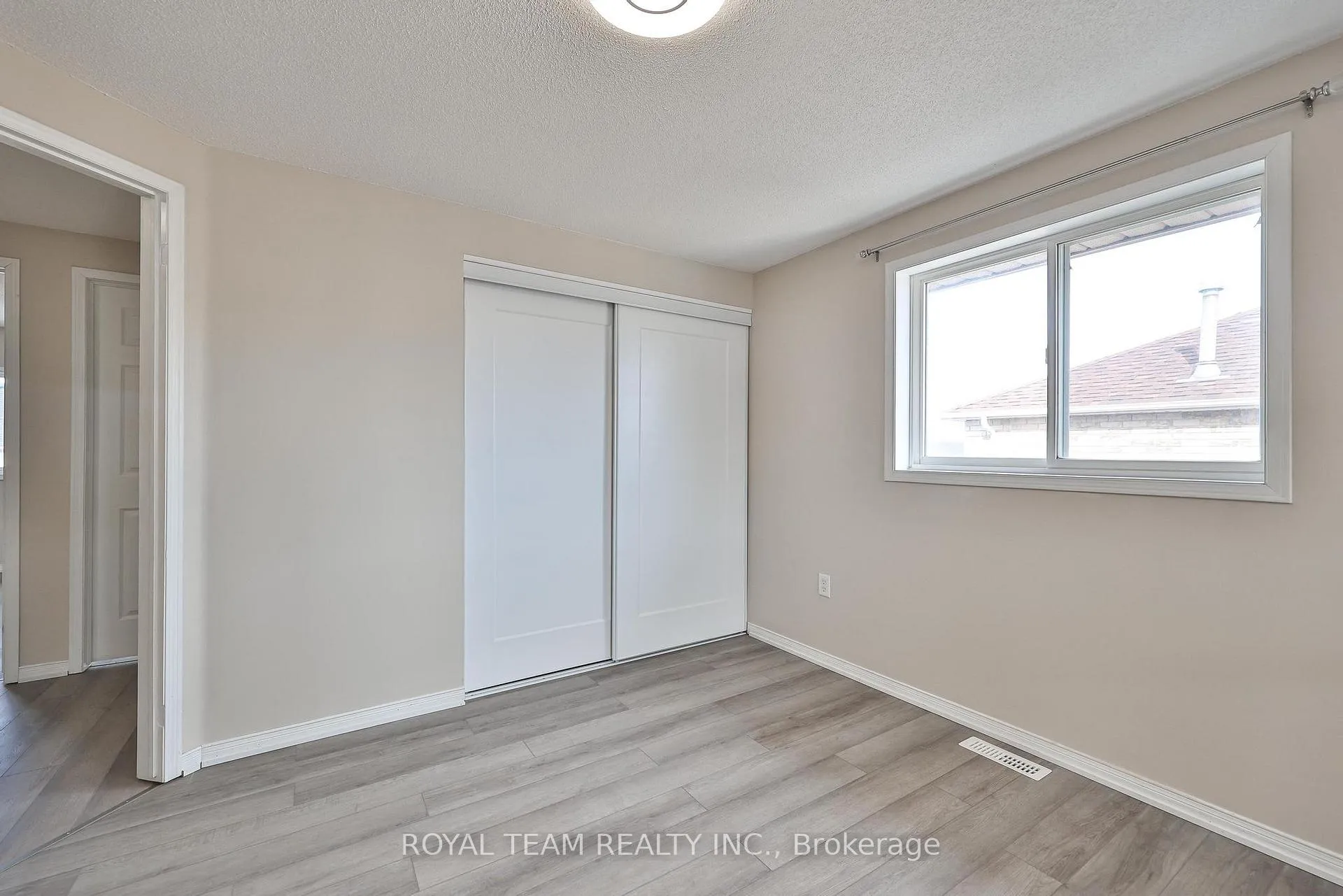 Photo 31 of 186 Madelaine Drive, Barrie, Painswick South — HOMEH