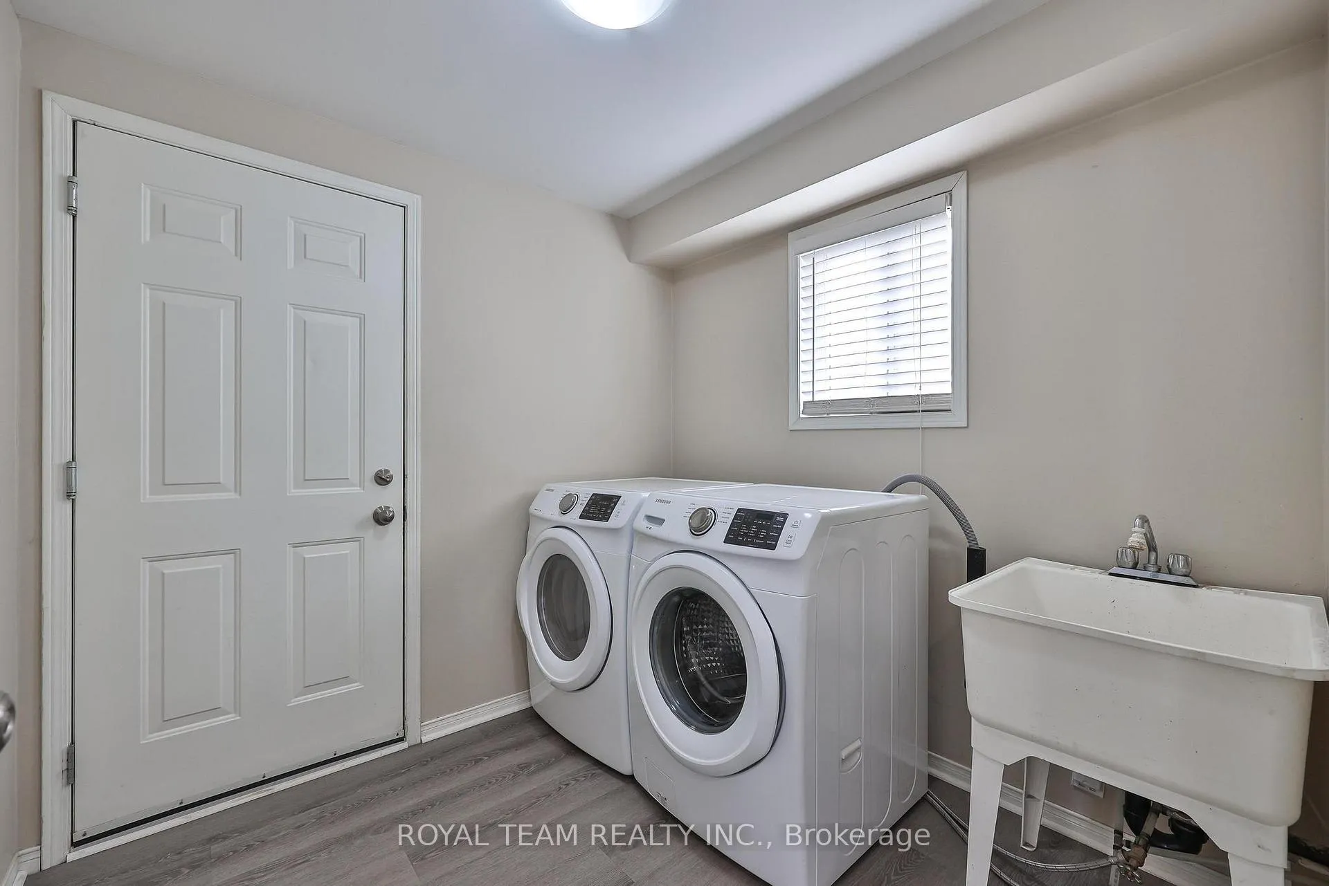 Photo 36 of 186 Madelaine Drive, Barrie, Painswick South — HOMEH