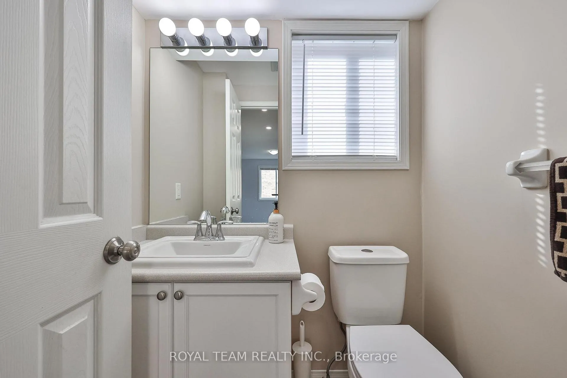Photo 38 of 186 Madelaine Drive, Barrie, Painswick South — HOMEH