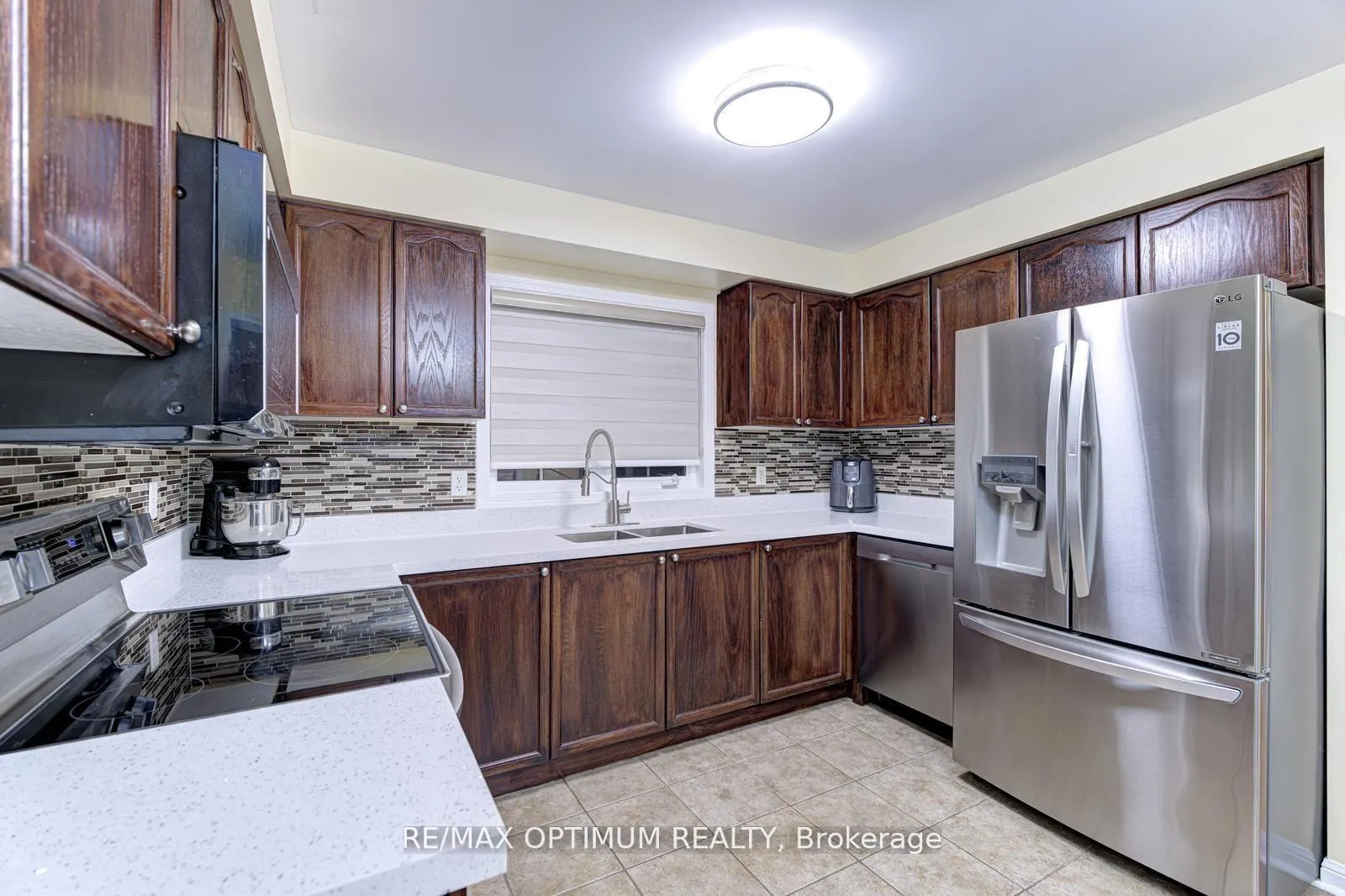 Photo 17 of 177 Fandango Drive, Brampton, Credit Valley — HOMEH
