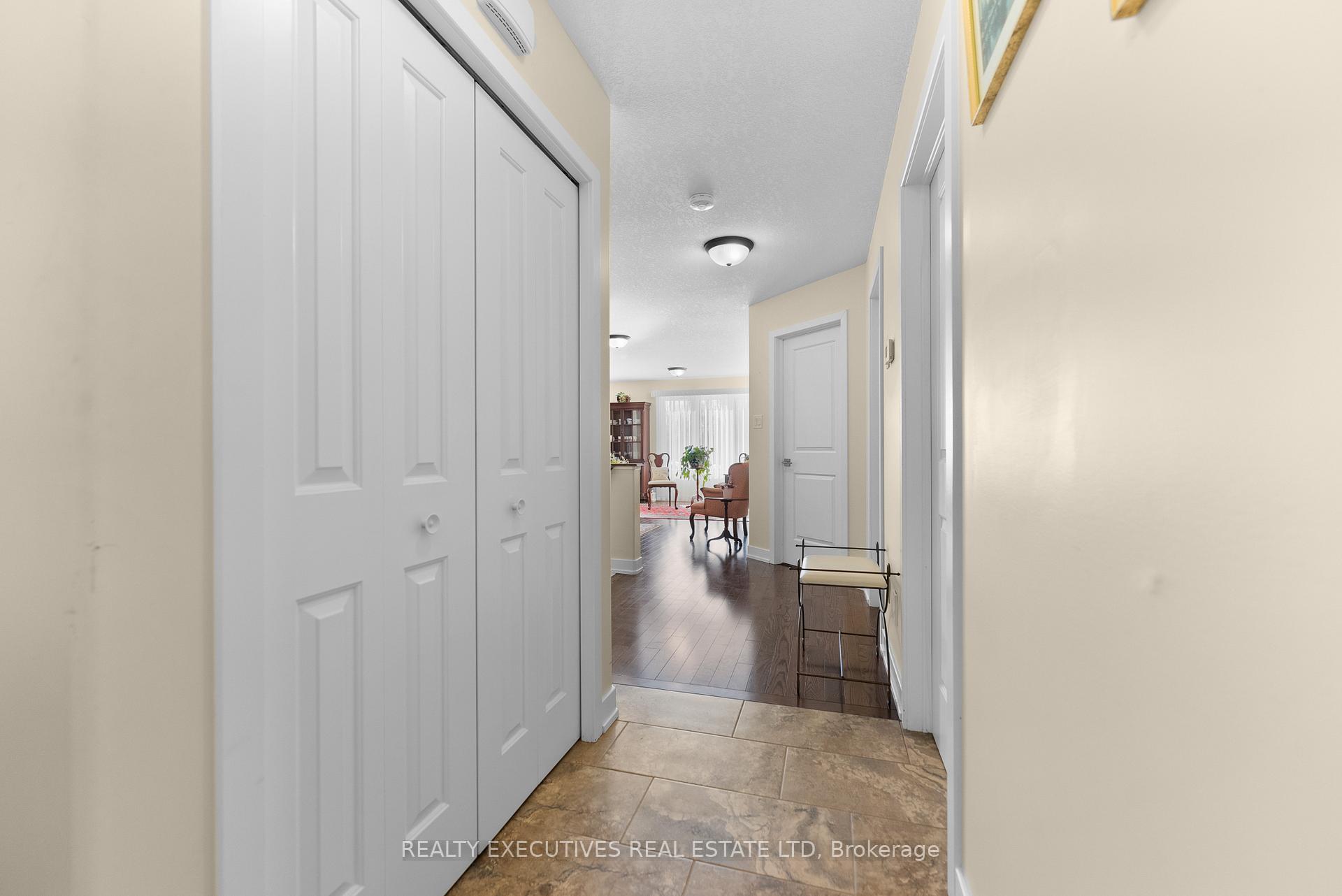 Photo 6 of 210 Harold Street S, Smiths Falls — HOMEH
