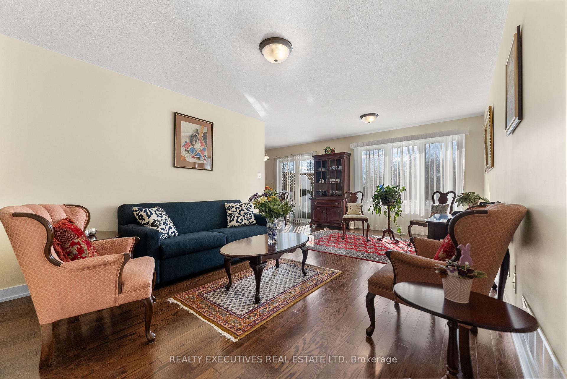 Photo 8 of 210 Harold Street S, Smiths Falls — HOMEH