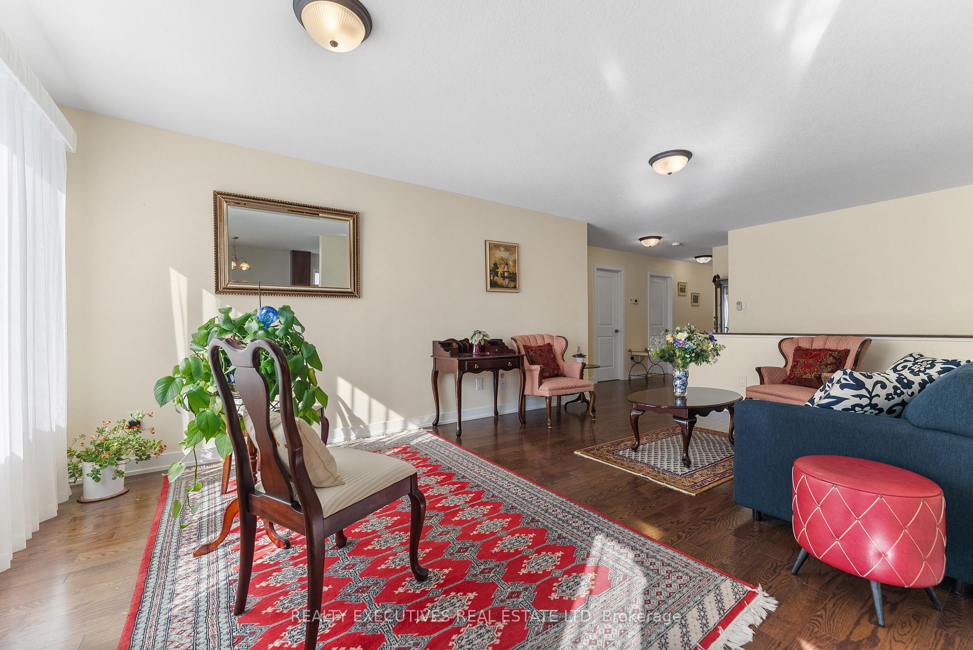 Photo 9 of 210 Harold Street S, Smiths Falls — HOMEH