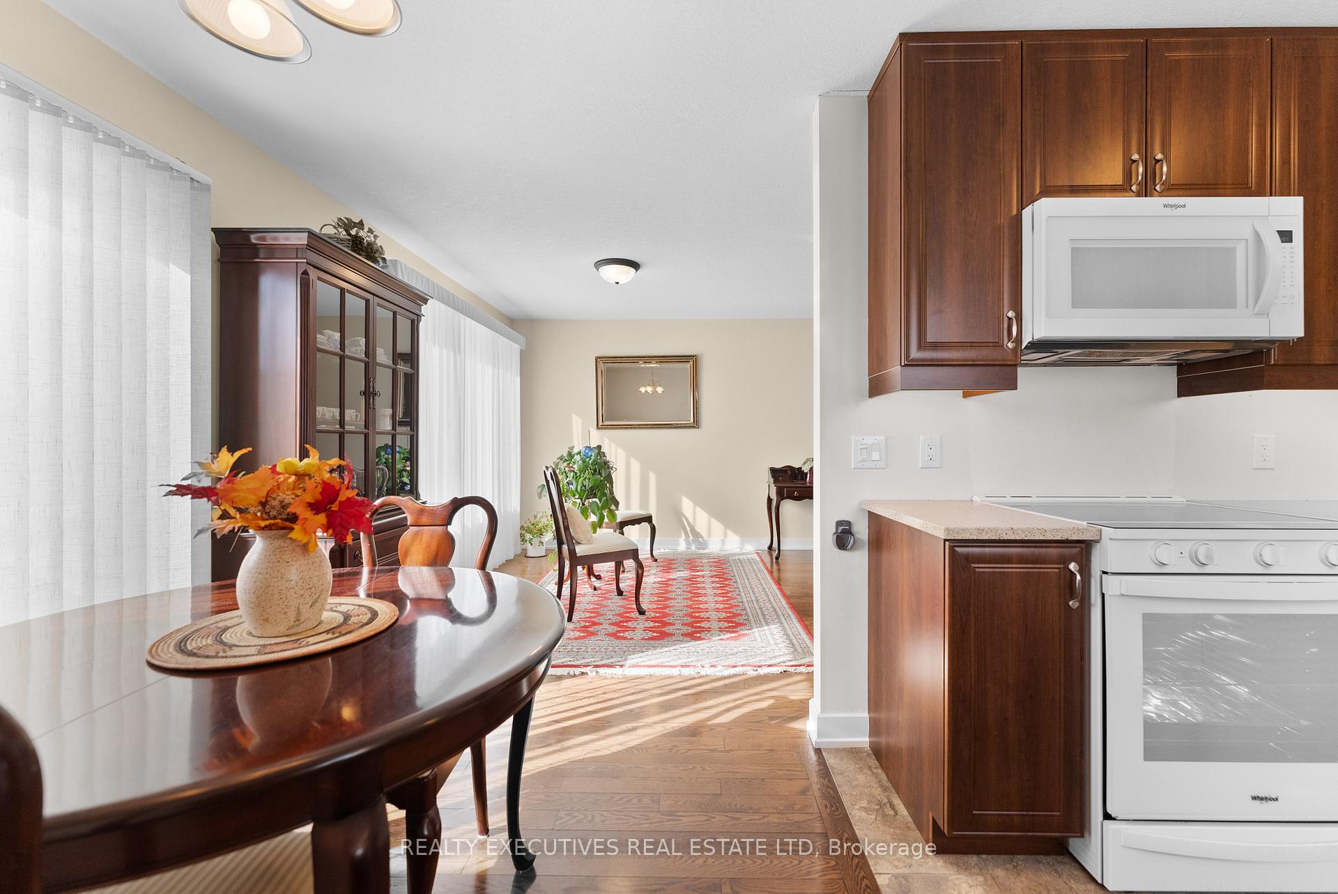 Photo 14 of 210 Harold Street S, Smiths Falls — HOMEH