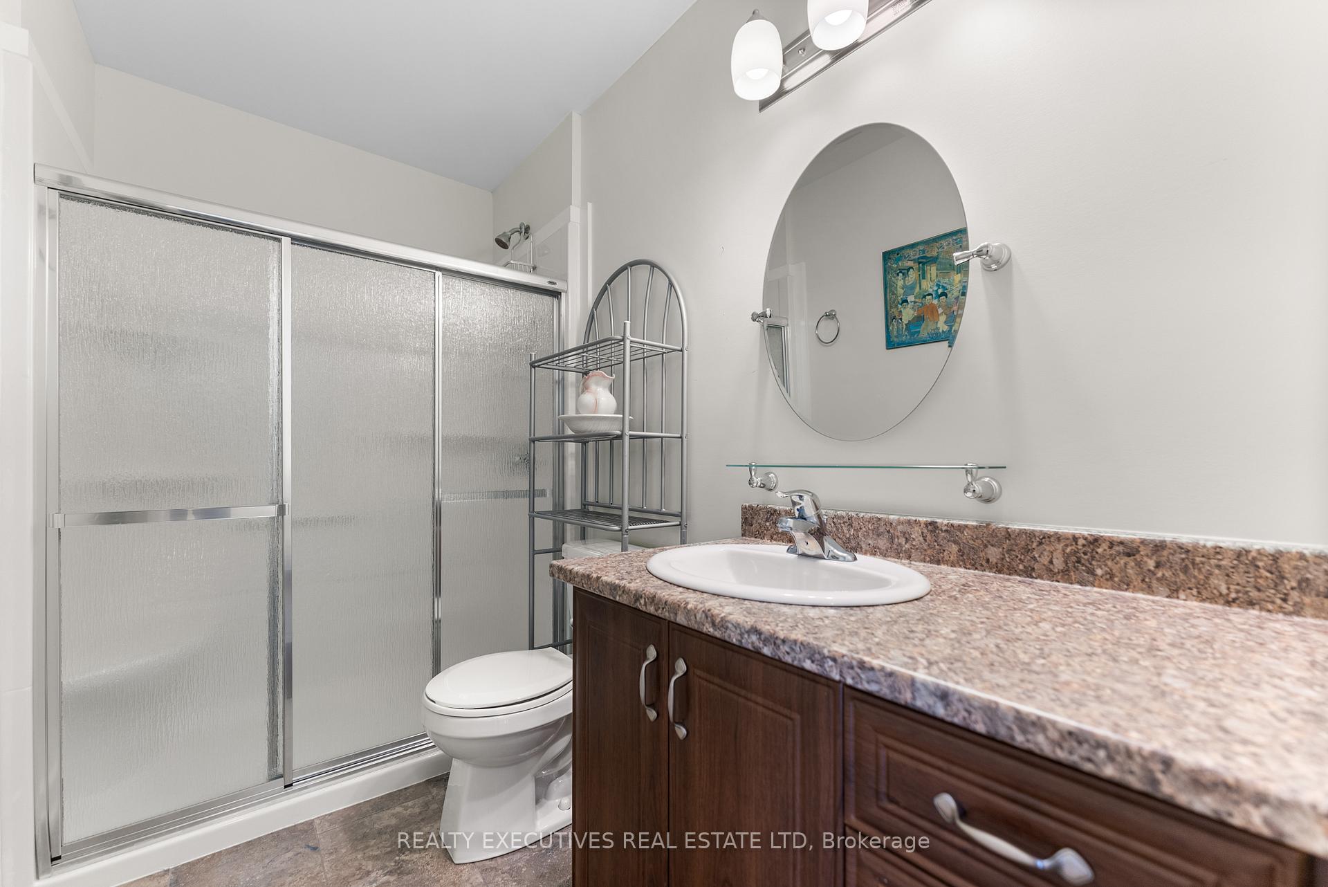 Photo 18 of 210 Harold Street S, Smiths Falls — HOMEH