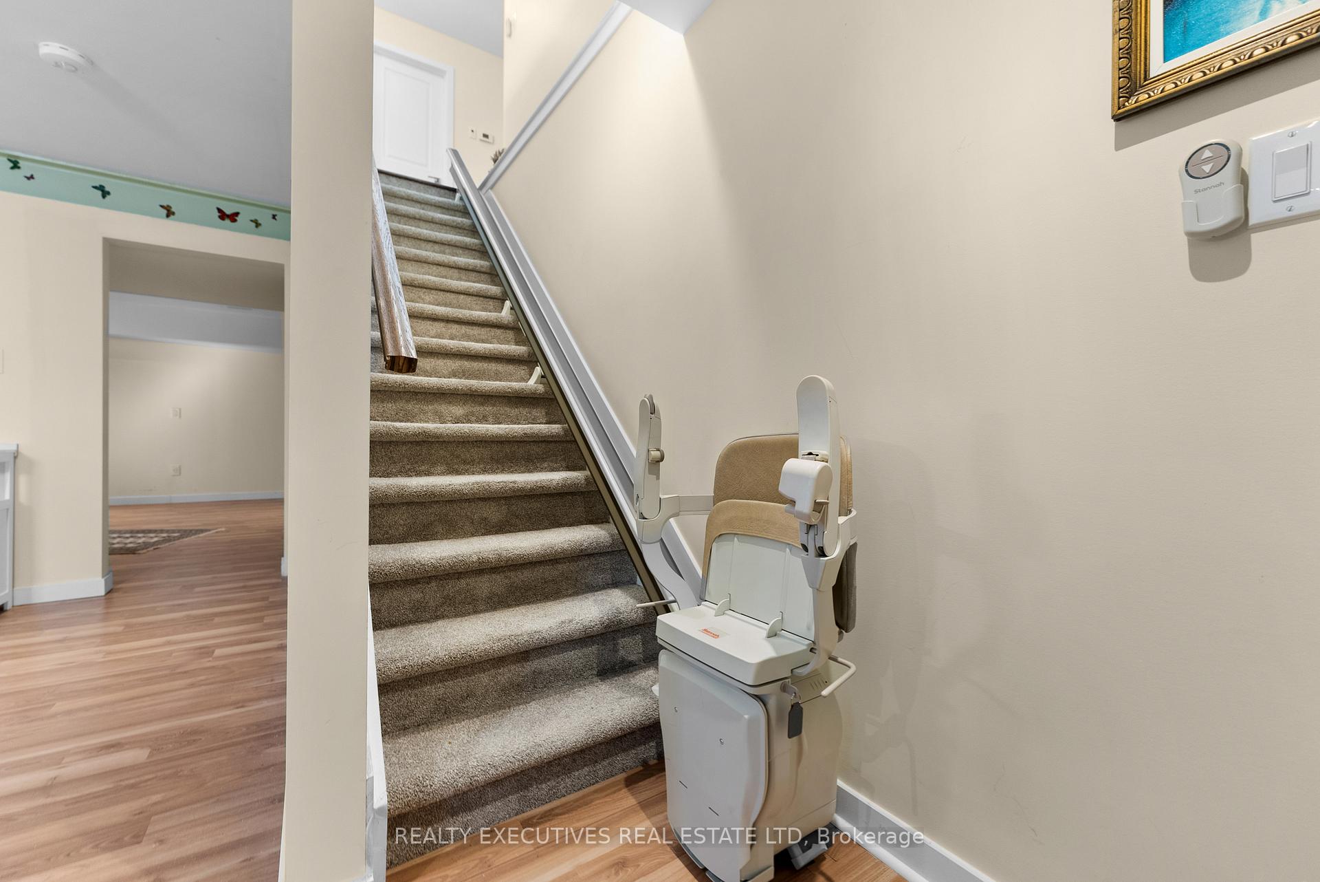 Photo 22 of 210 Harold Street S, Smiths Falls — HOMEH