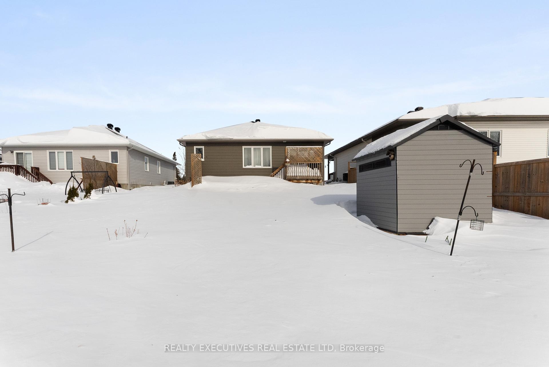 Photo 31 of 210 Harold Street S, Smiths Falls — HOMEH