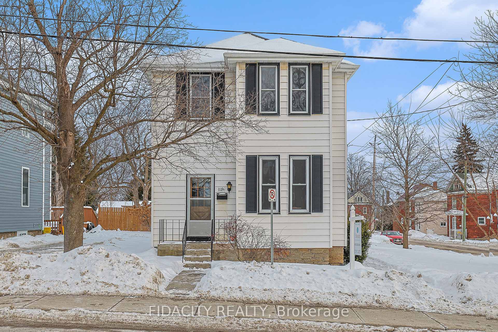 Photo 1 of 115 Chambers Street, Smiths Falls — HOMEH