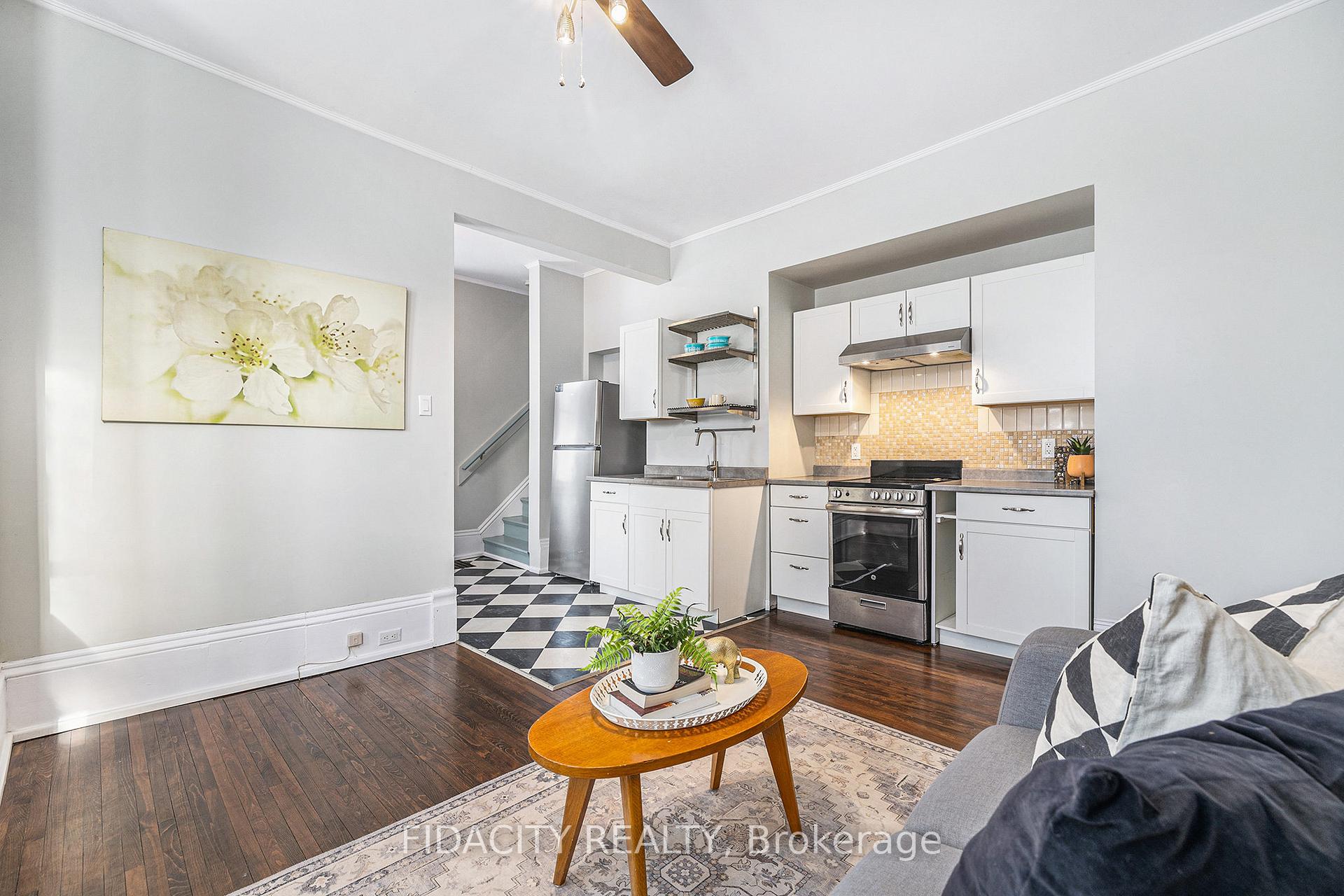 Photo 7 of 115 Chambers Street, Smiths Falls — HOMEH