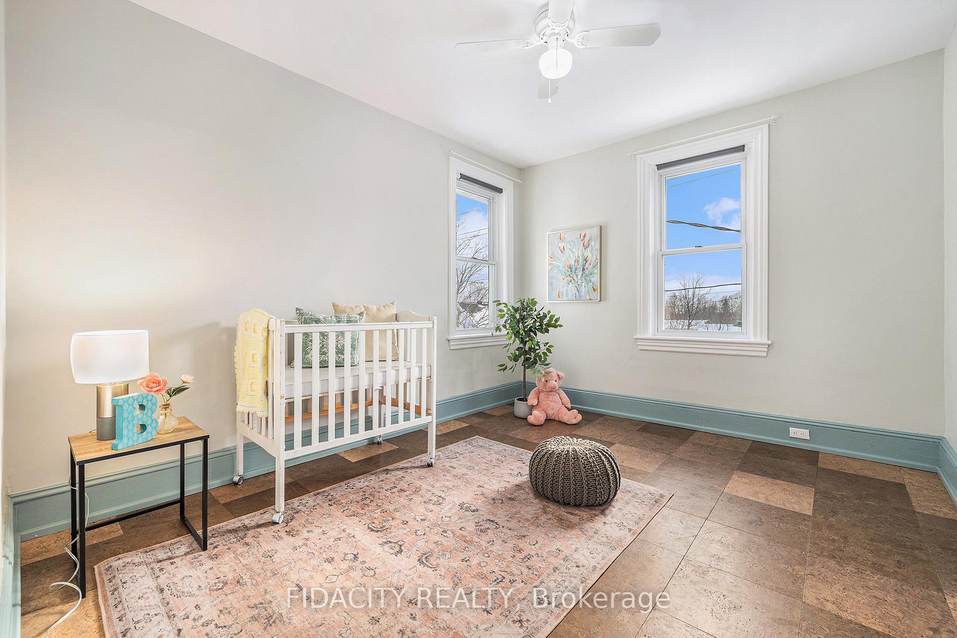 Photo 8 of 115 Chambers Street, Smiths Falls — HOMEH