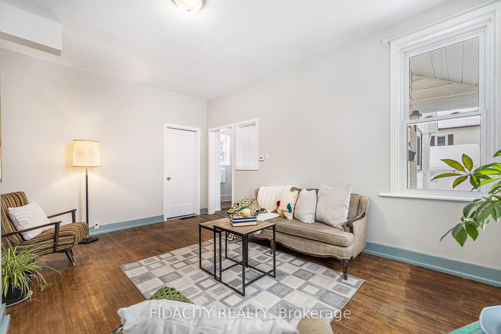 Photo 22 of 115 Chambers Street, Smiths Falls — HOMEH