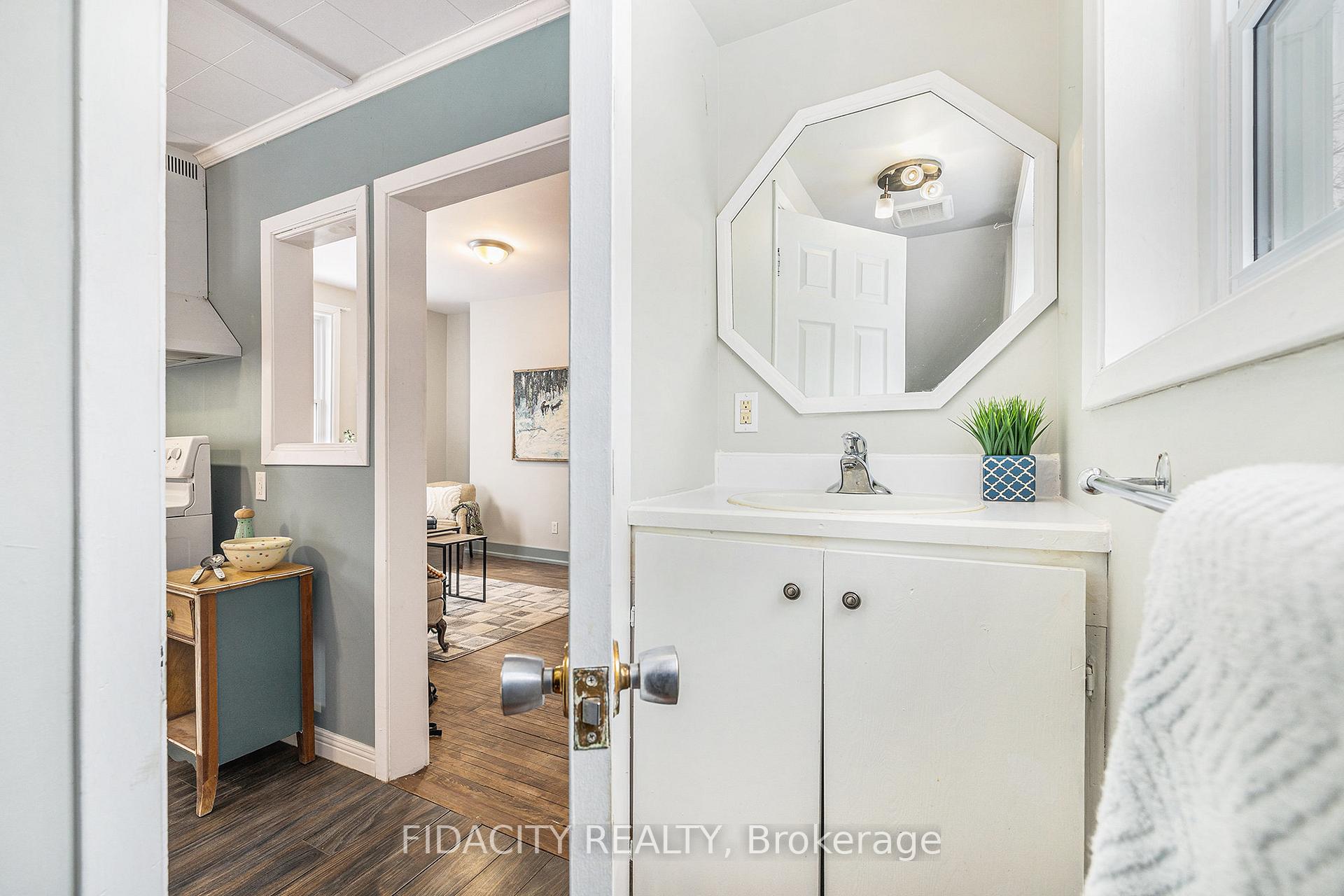 Photo 23 of 115 Chambers Street, Smiths Falls — HOMEH