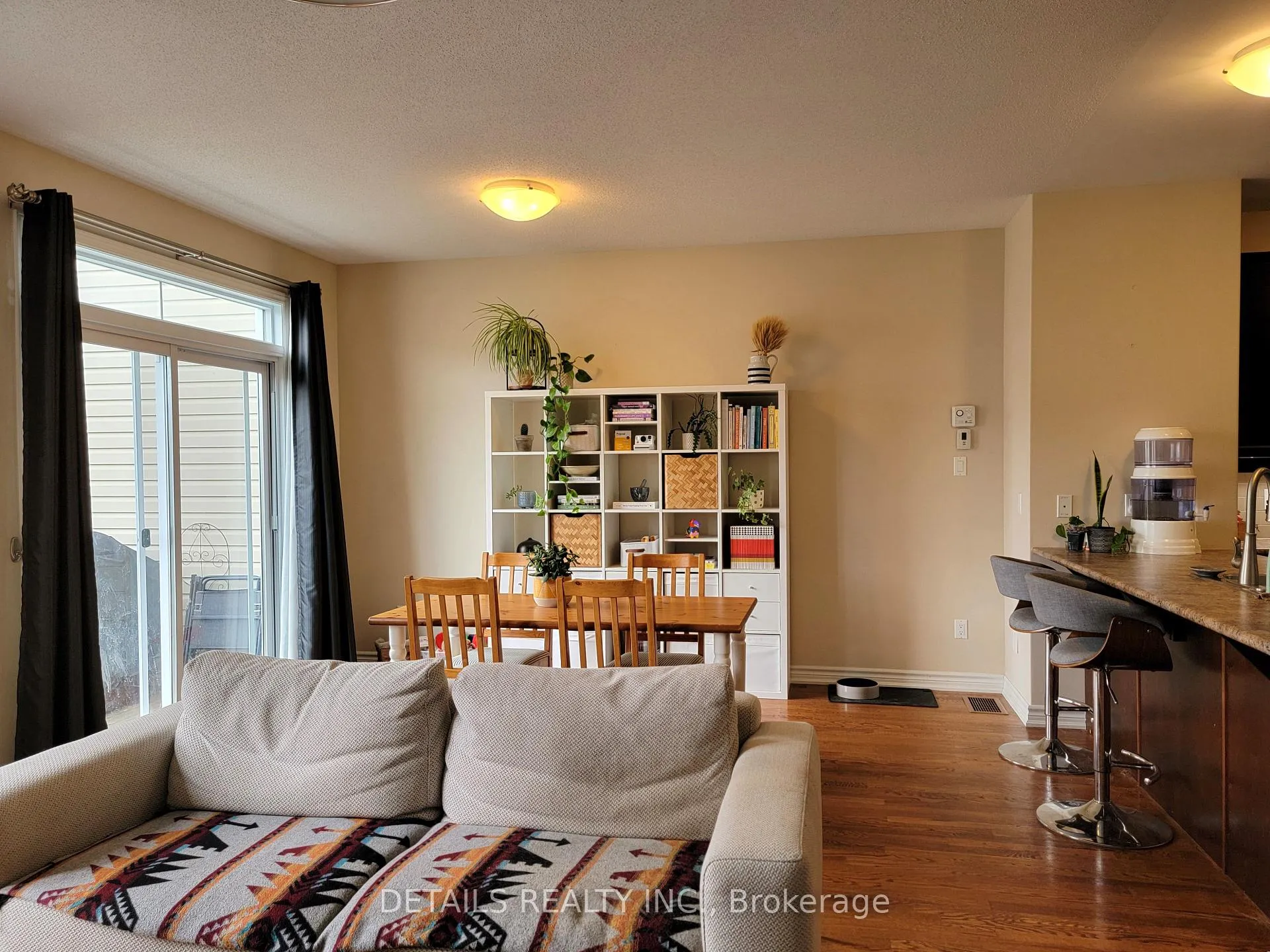 Photo 8 of 302 Glenbrae Avenue, Ottawa, Kanata - Morgan's Grant/South March — HOMEH