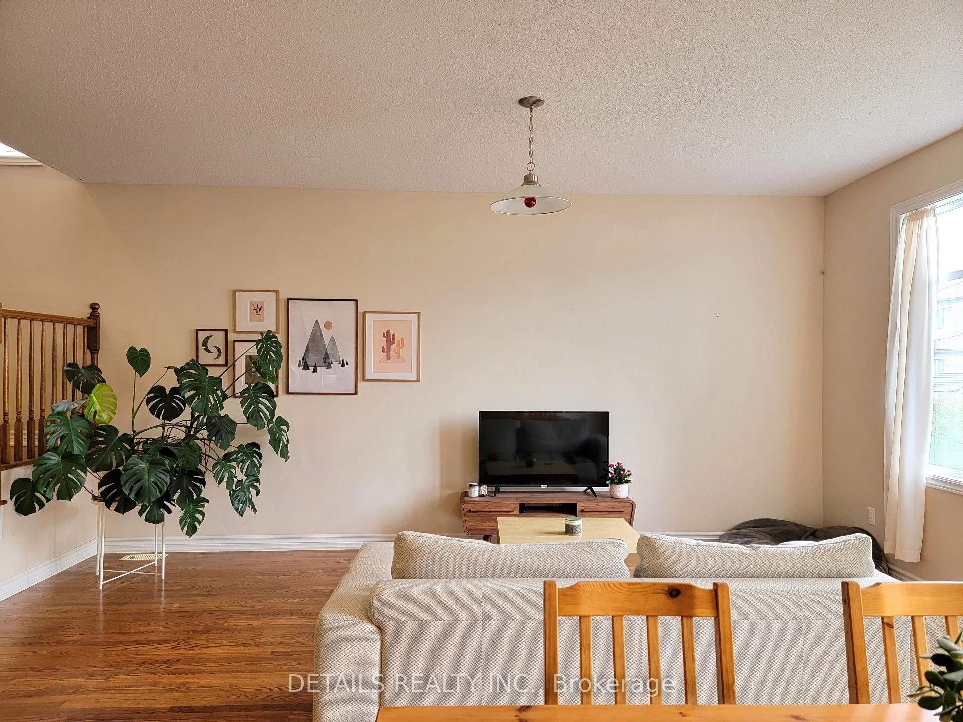 Photo 9 of 302 Glenbrae Avenue, Ottawa, Kanata - Morgan's Grant/South March — HOMEH