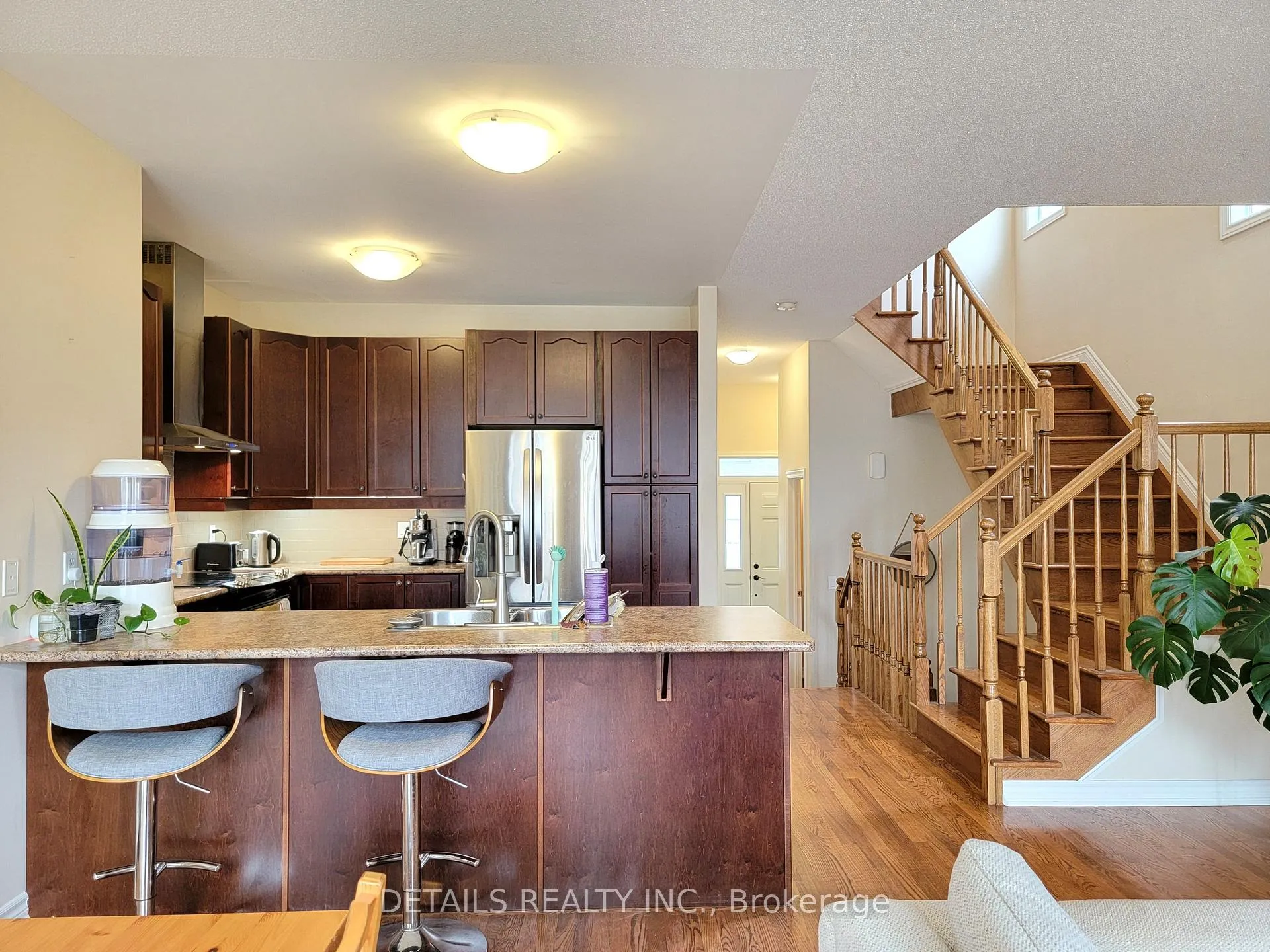 Photo 11 of 302 Glenbrae Avenue, Ottawa, Kanata - Morgan's Grant/South March — HOMEH