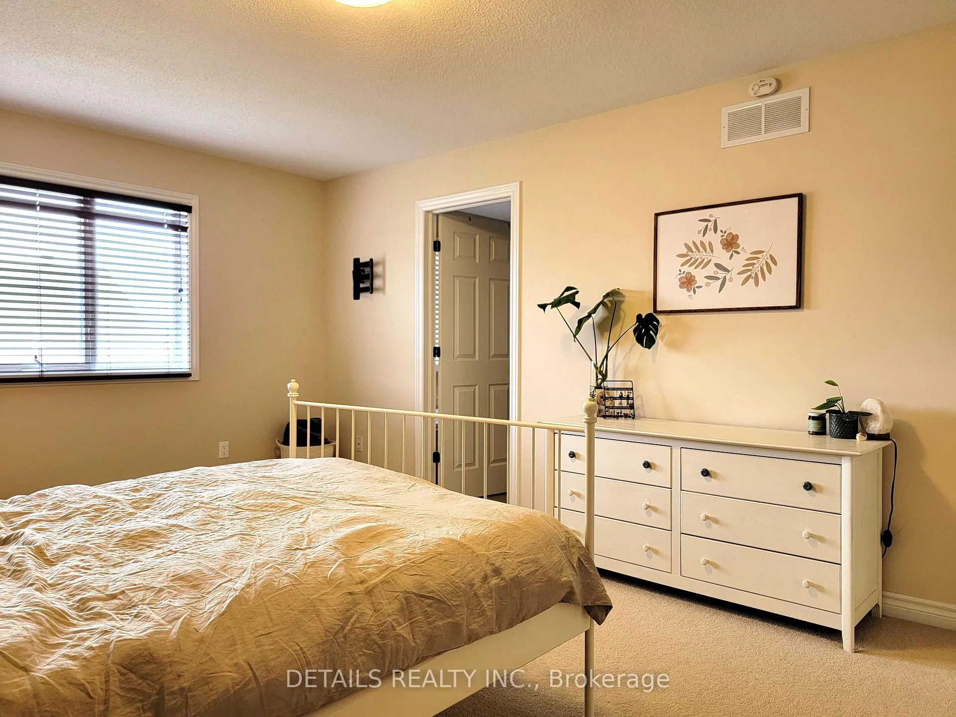 Photo 16 of 302 Glenbrae Avenue, Ottawa, Kanata - Morgan's Grant/South March — HOMEH