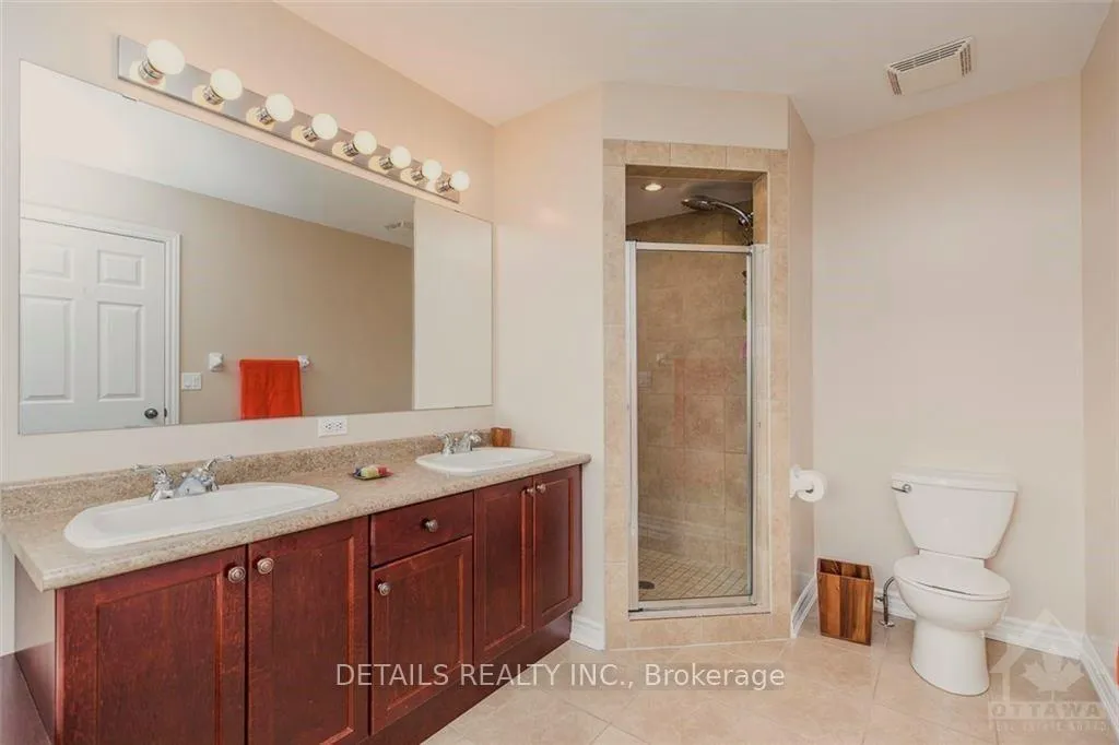 Photo 19 of 302 Glenbrae Avenue, Ottawa, Kanata - Morgan's Grant/South March — HOMEH