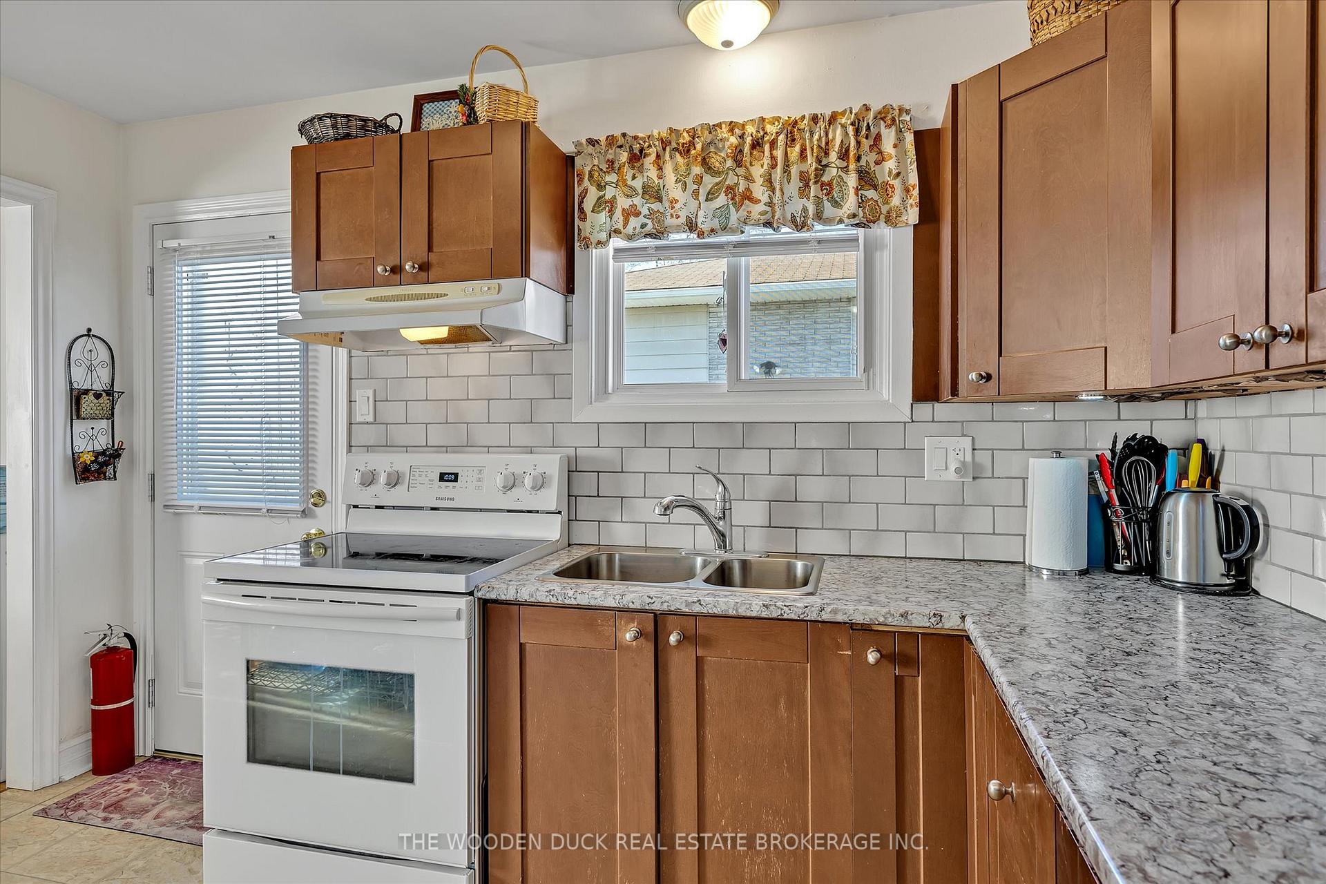 Photo 8 of 60 Coyle Crescent, Selwyn — HOMEH