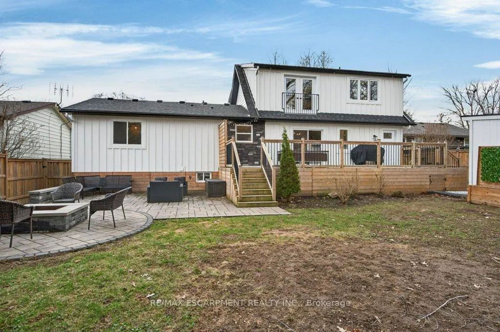 Photo 44 of 71 Nelson Street, Hamilton, Waterdown — HOMEH