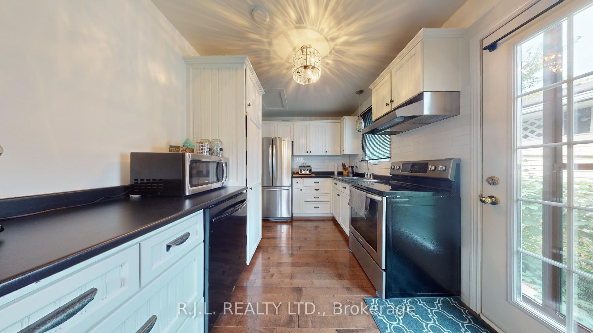 Photo 14 of 8 Coyle Crescent, Selwyn — HOMEH