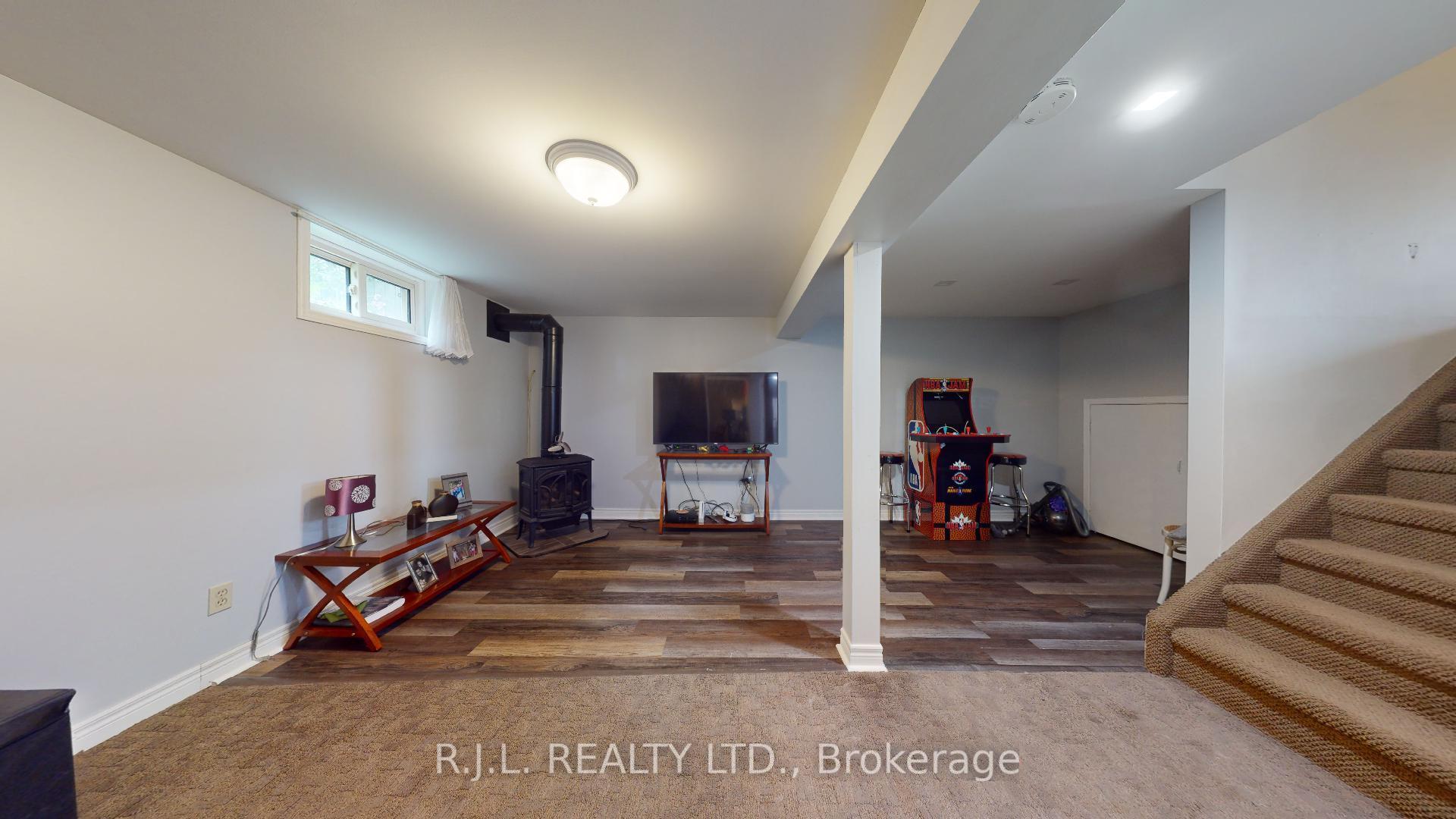 Photo 32 of 8 Coyle Crescent, Selwyn — HOMEH