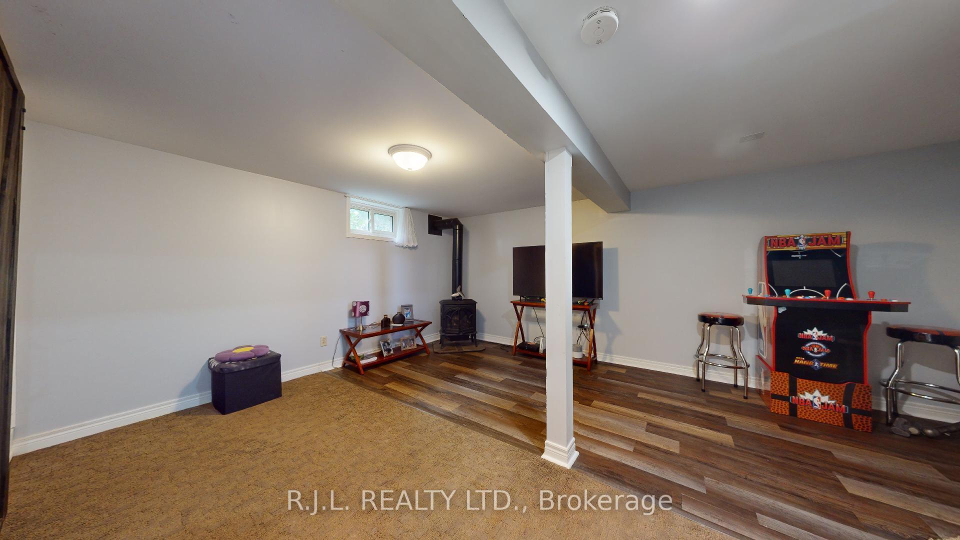Photo 35 of 8 Coyle Crescent, Selwyn — HOMEH