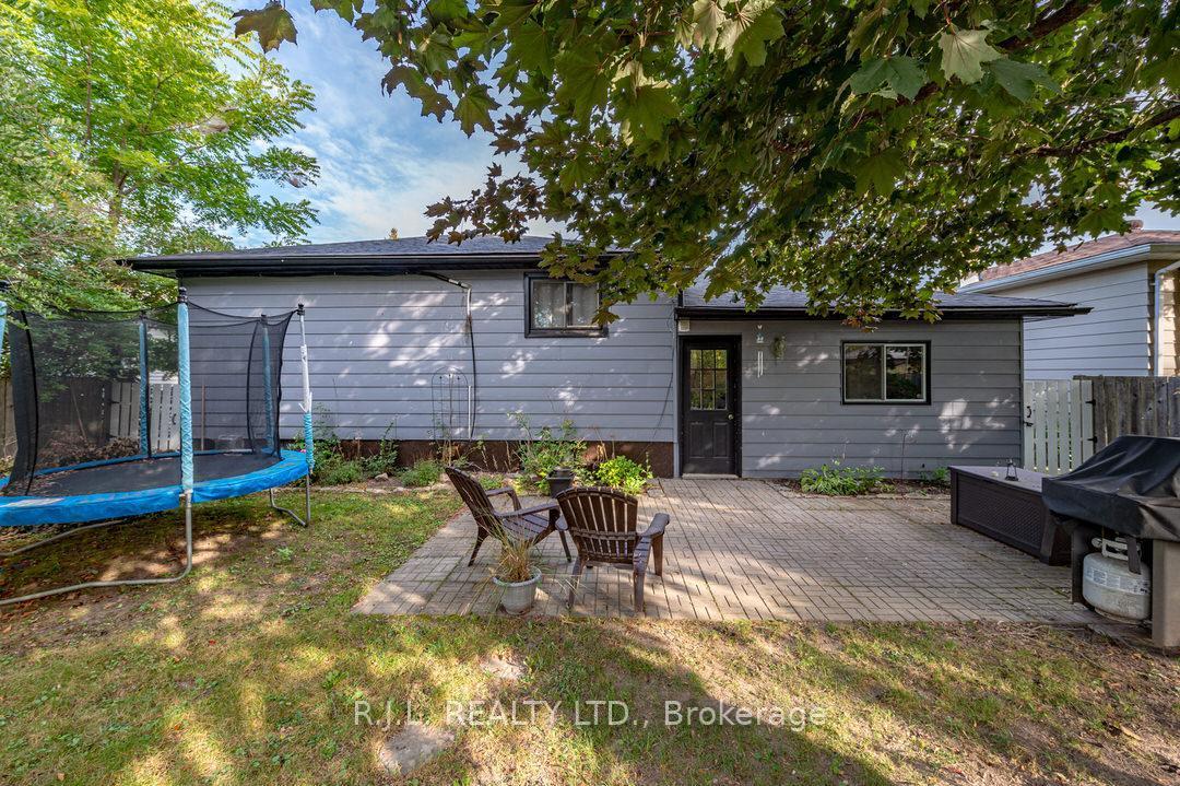 Photo 40 of 8 Coyle Crescent, Selwyn — HOMEH