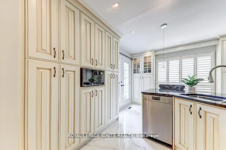 Photo 6 of 26 Halfmoon Square, Scarborough, Highland Creek — HOMEH