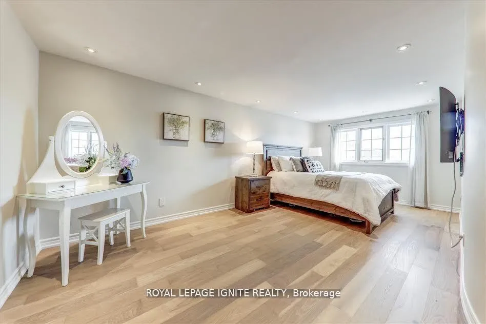 Photo 14 of 26 Halfmoon Square, Scarborough, Highland Creek — HOMEH