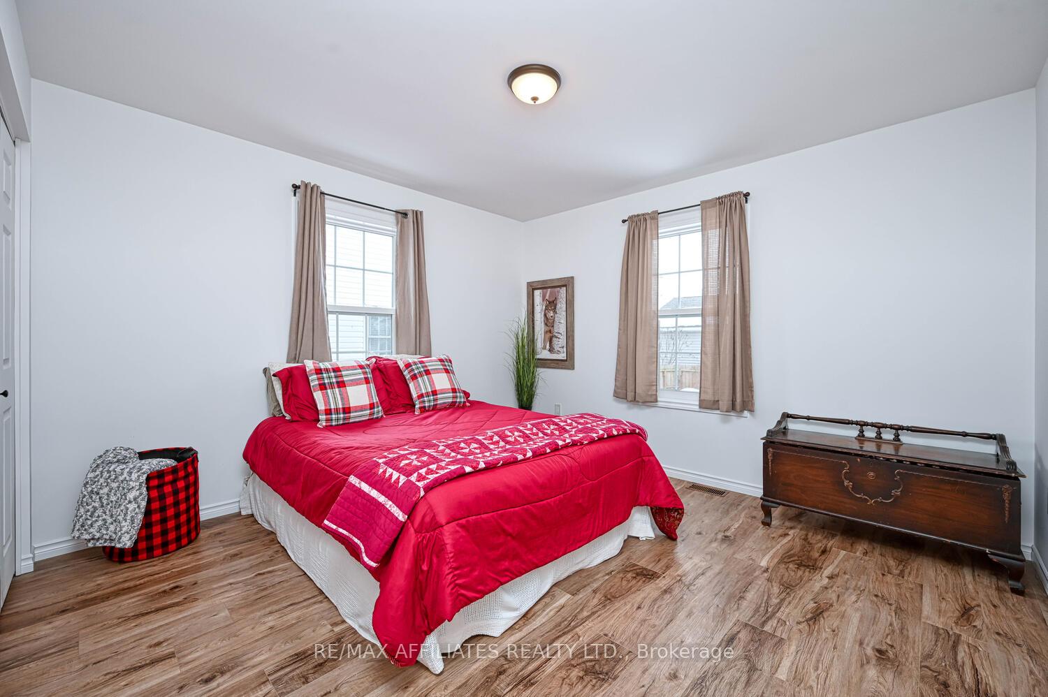 Photo 19 of 190 Beckwith Street N, Smiths Falls — HOMEH